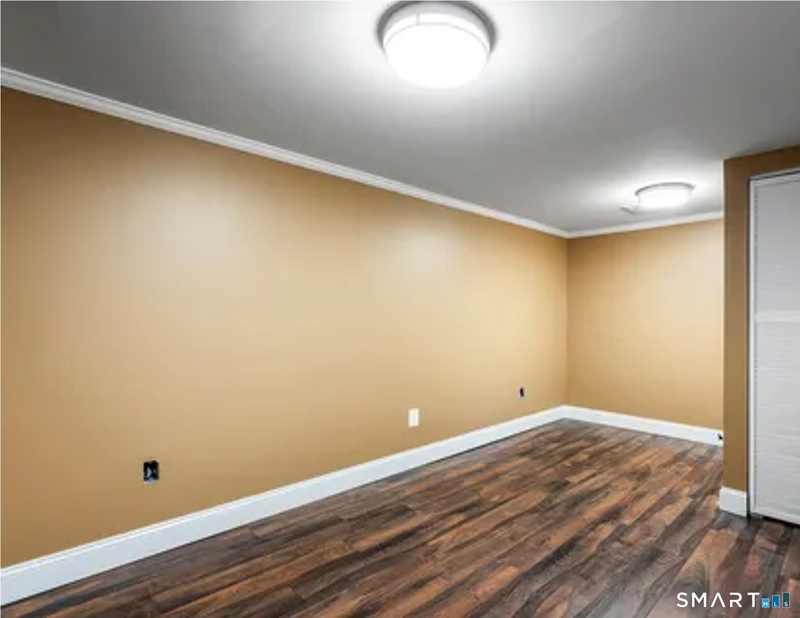 144 Pond Circle photo 17