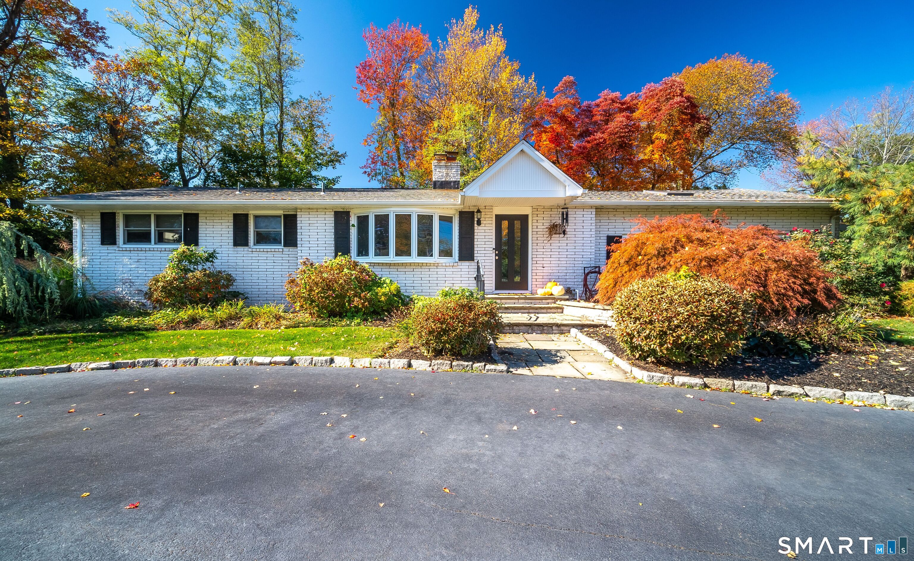 22 Valley Brook Lane