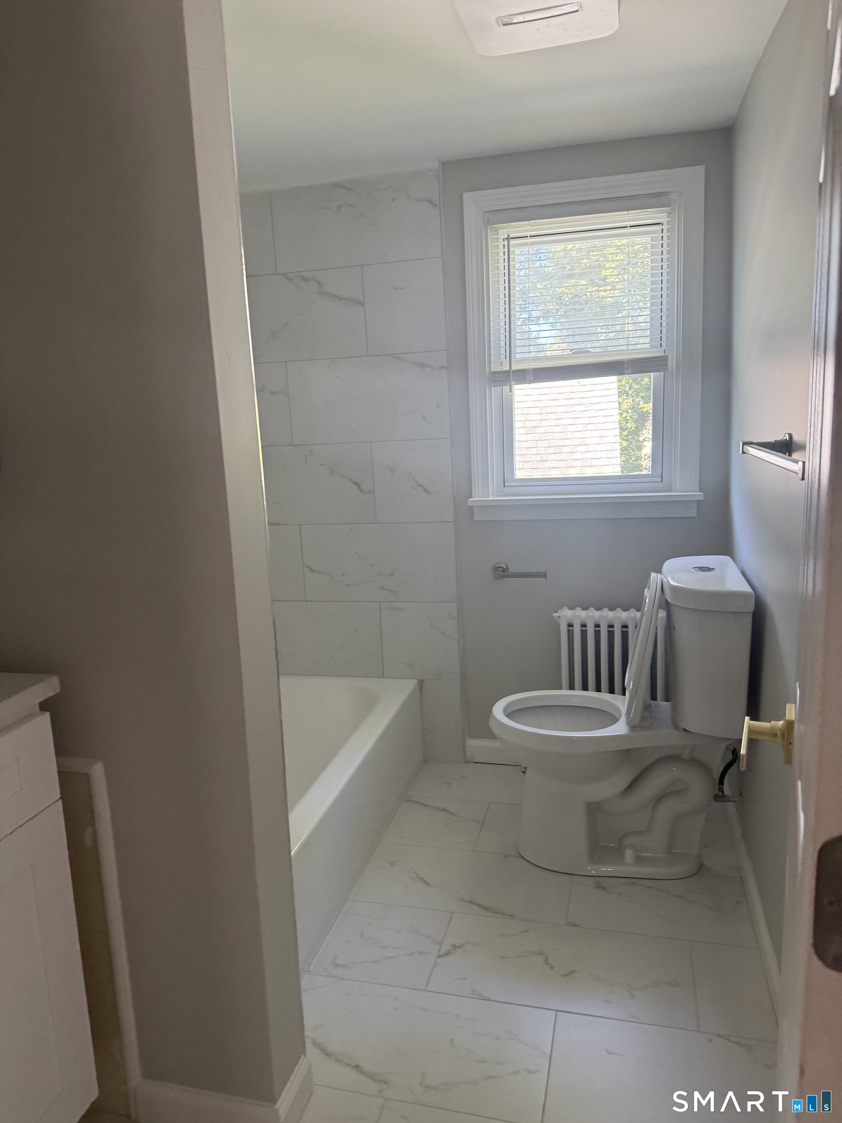 29 Glastonbury Avenue photo 10