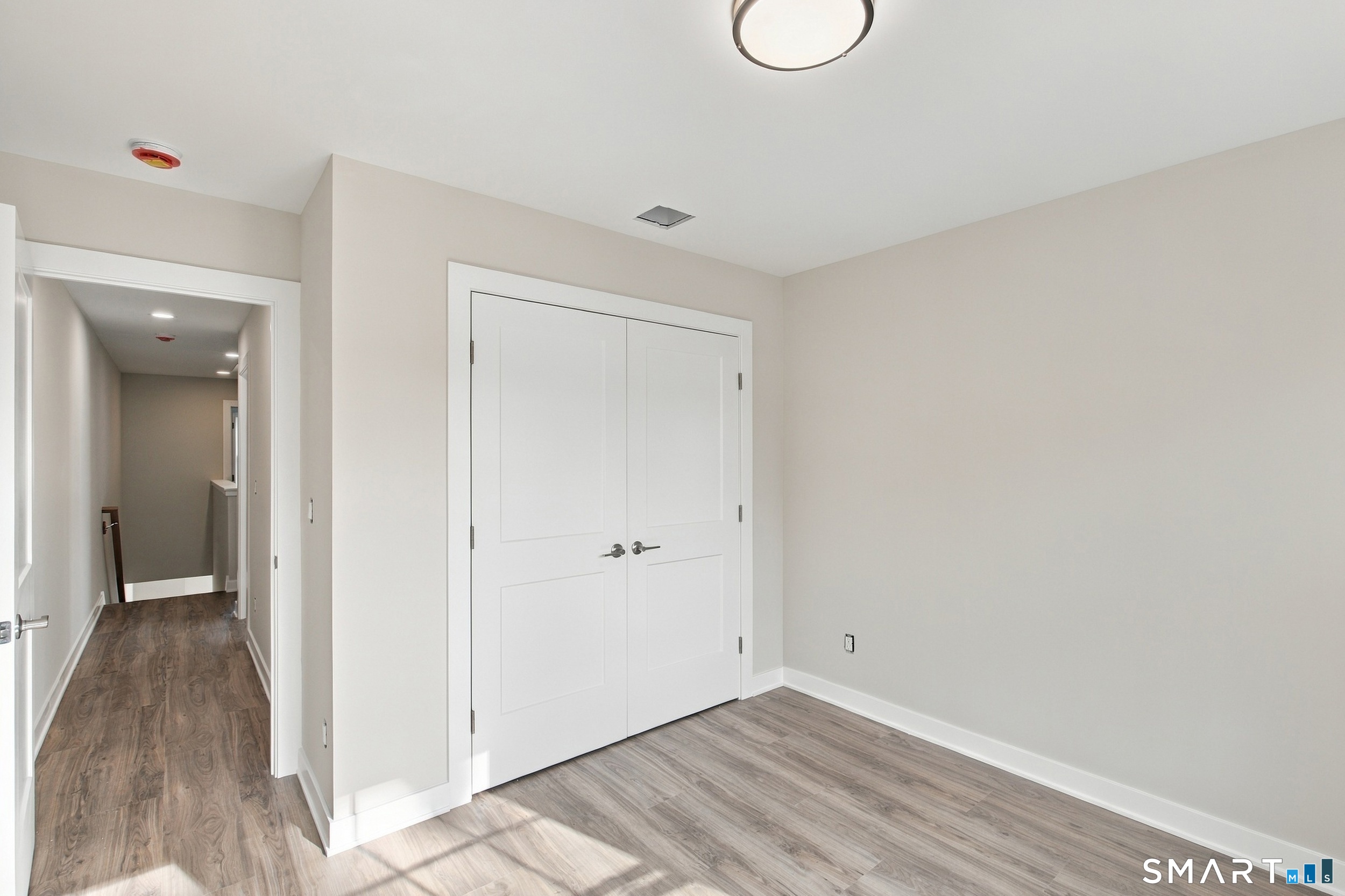 245 Lawlor Street photo 11