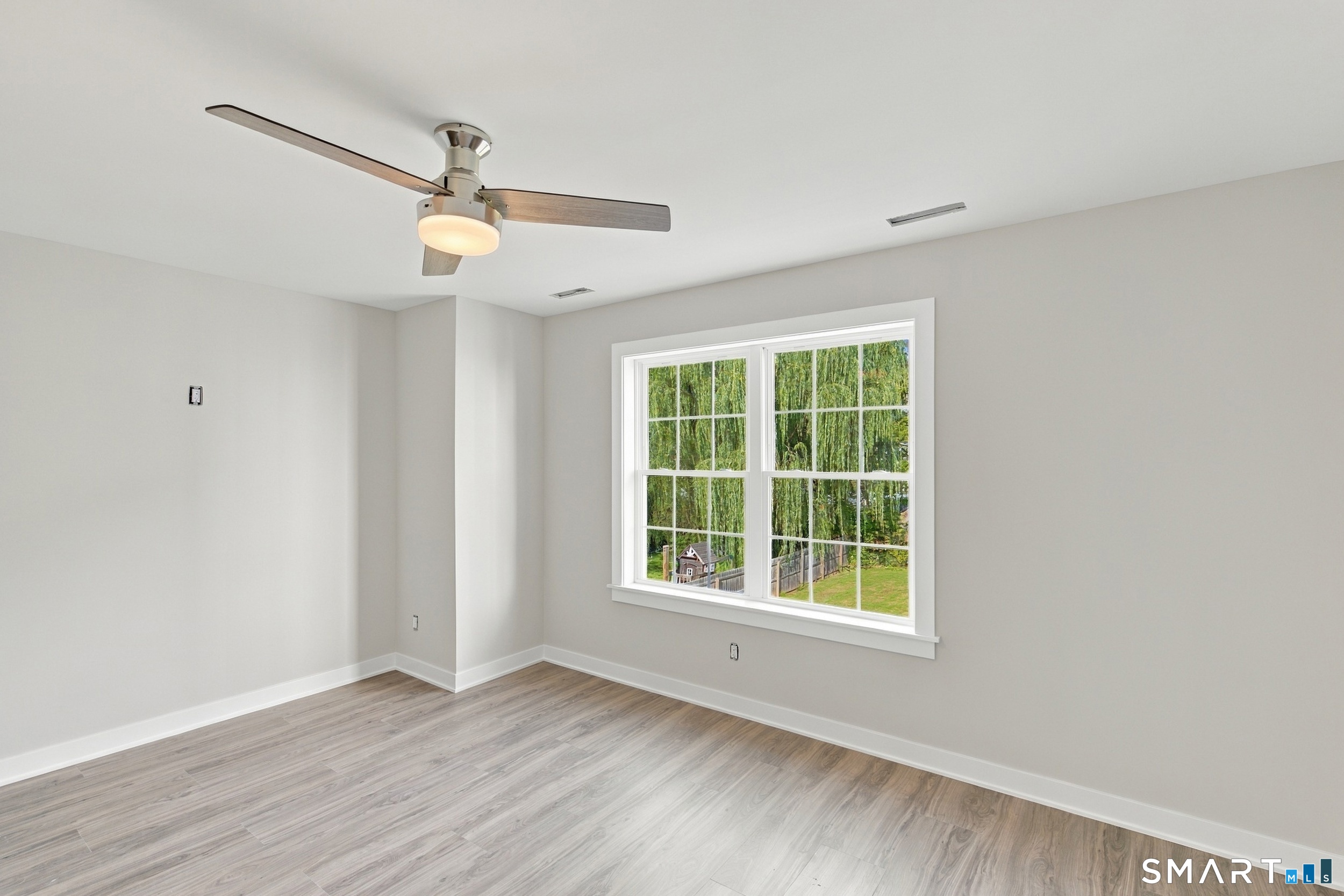 245 Lawlor Street photo 18