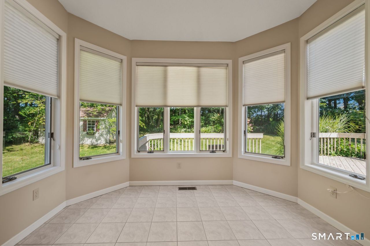 Photo 4 of Single family home for sale at 124 Suncrest Ct, Torrington, CT 06790 | MLS# 24183172 | Listing updated on 2026-10-06