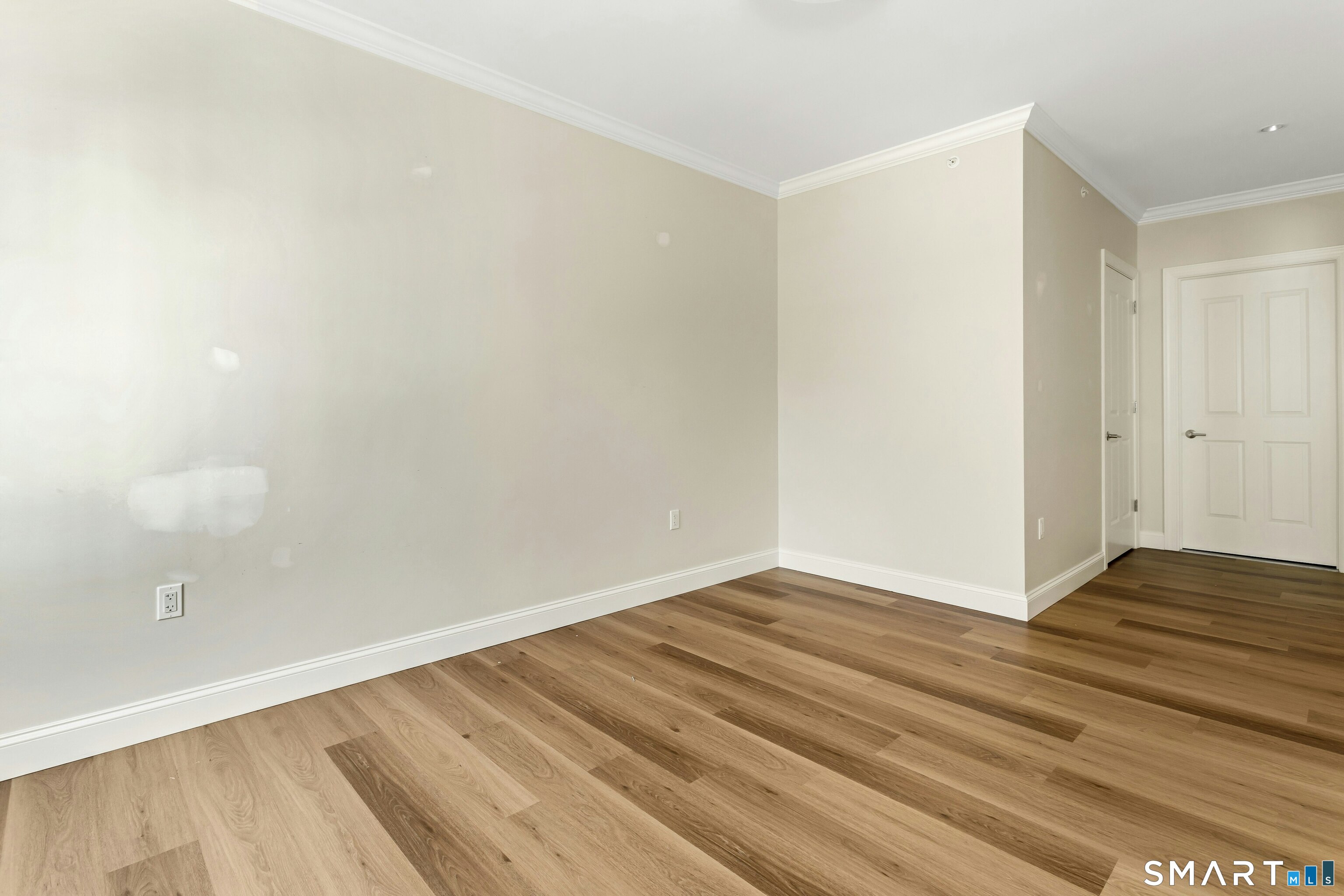 440 Heights Road Unit #305 photo 11