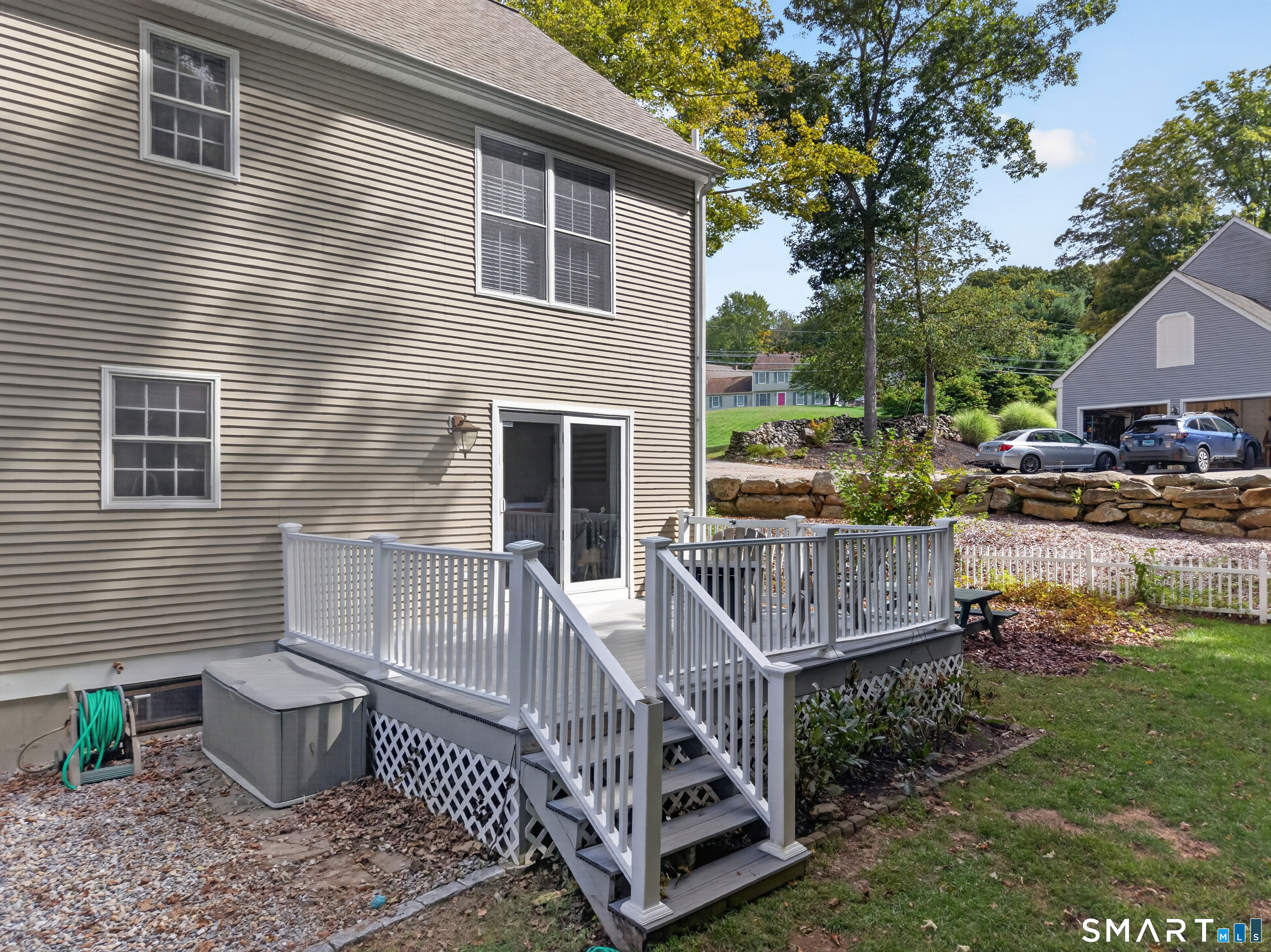 589 Town Street photo 22