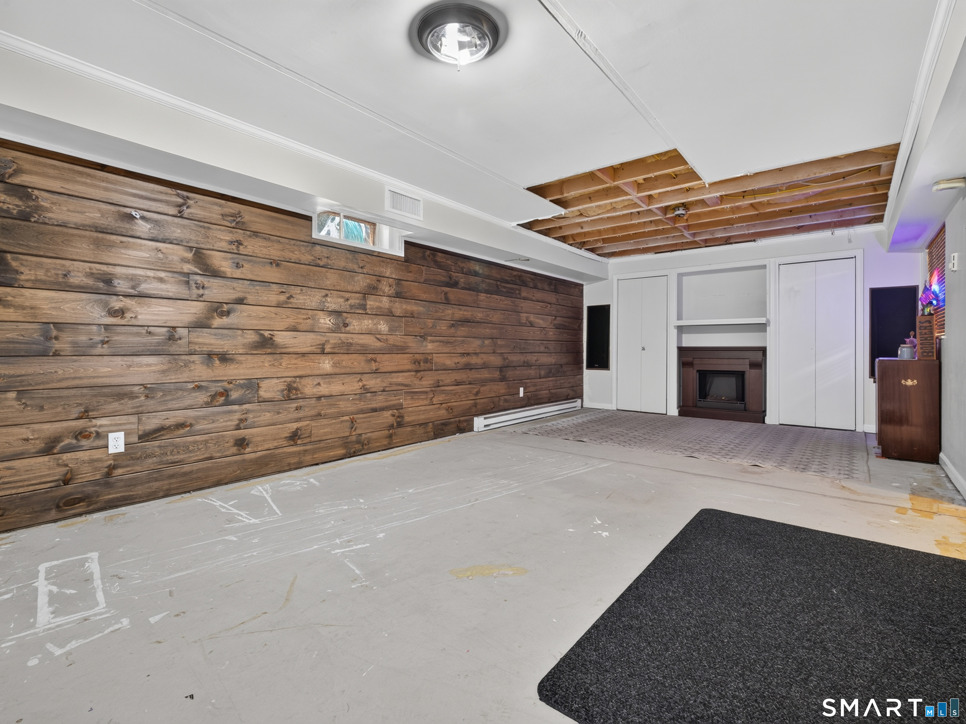 589 Town Street photo 33