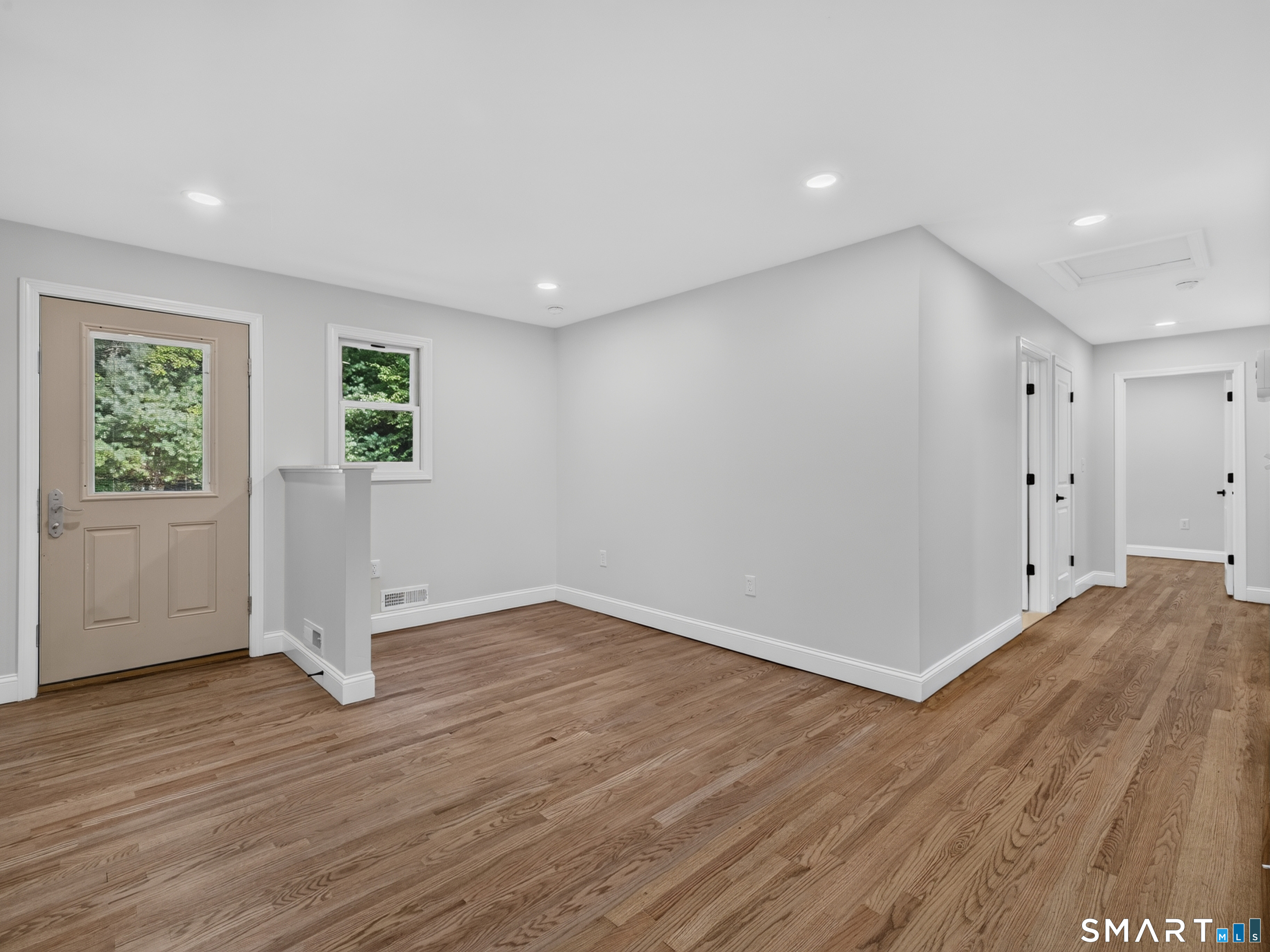 136 Minnechaug Drive photo 20