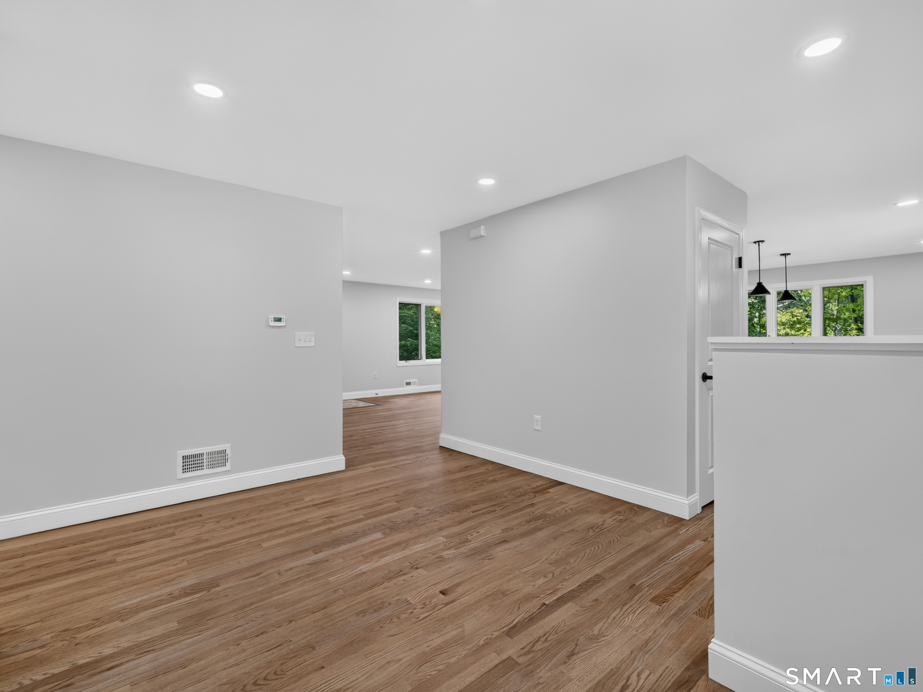 136 Minnechaug Drive photo 21