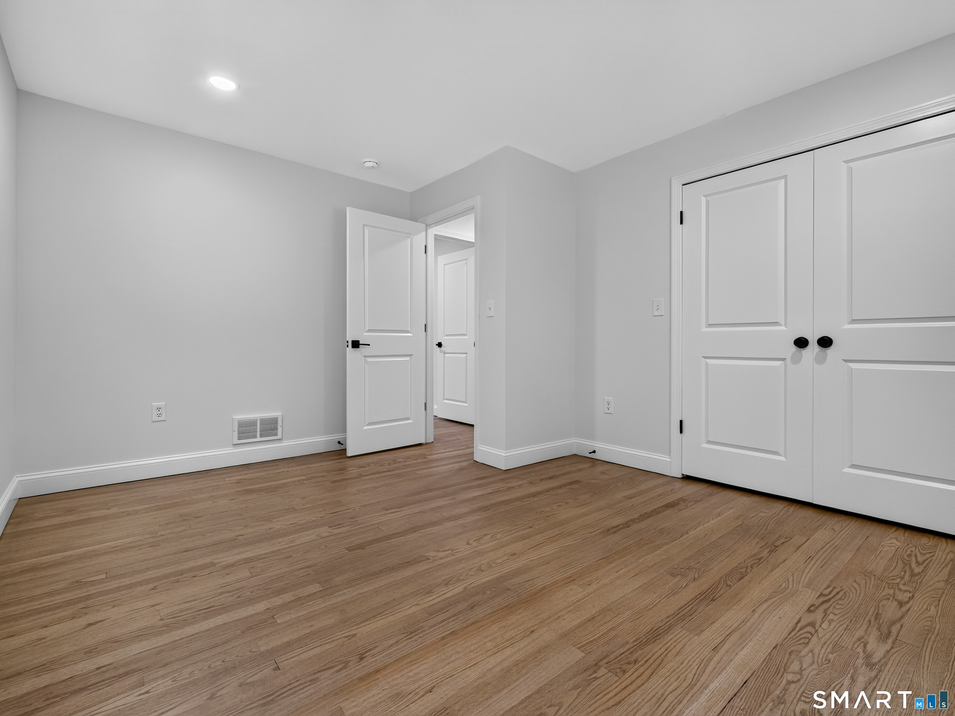 136 Minnechaug Drive photo 31