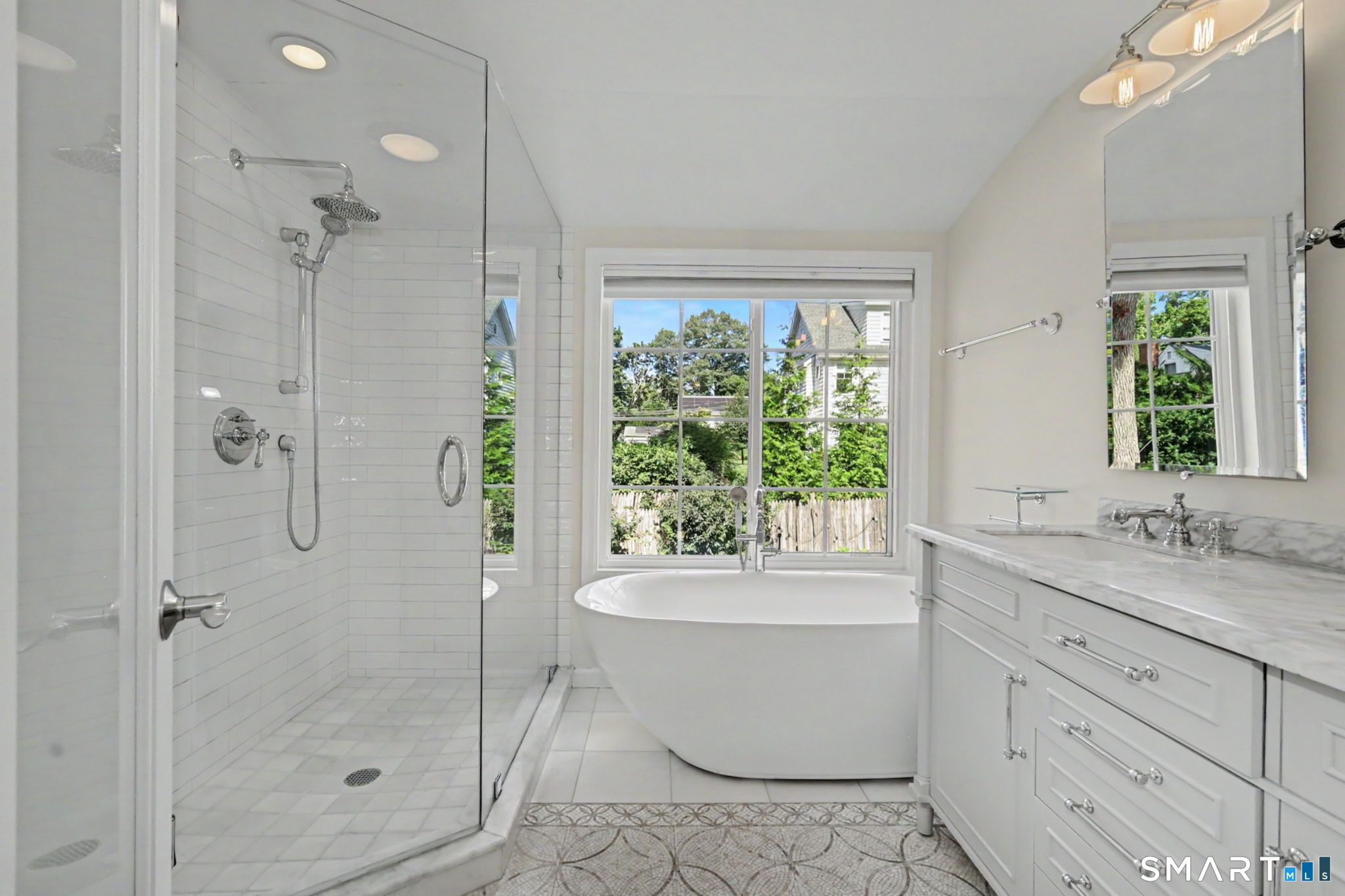 6 Willowbrook Drive photo 18