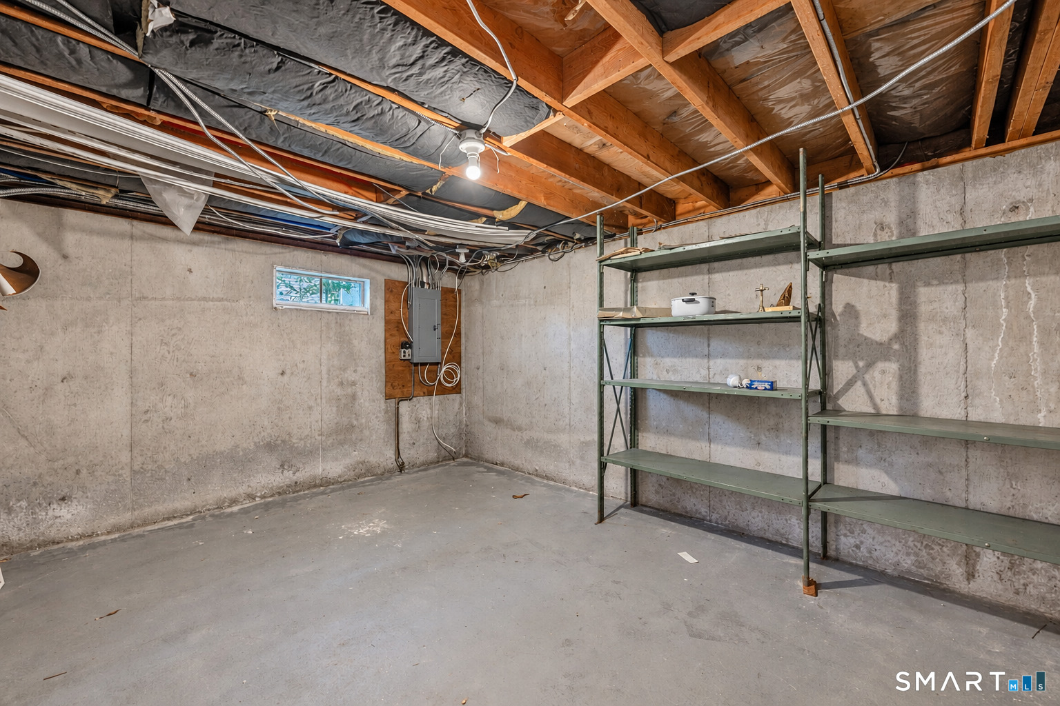 54 Evelyn Drive photo 28