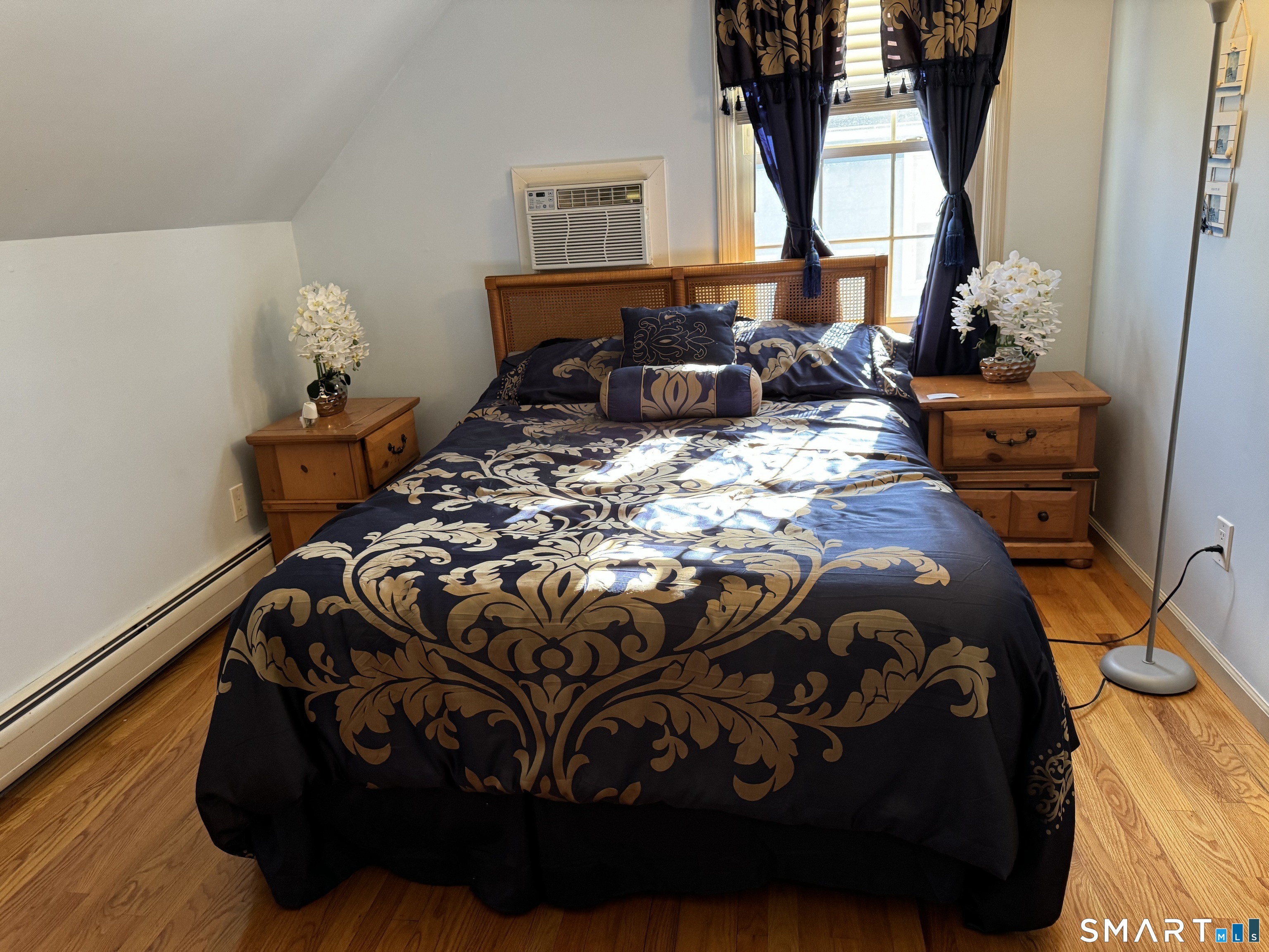 425 Huntington Road photo 11