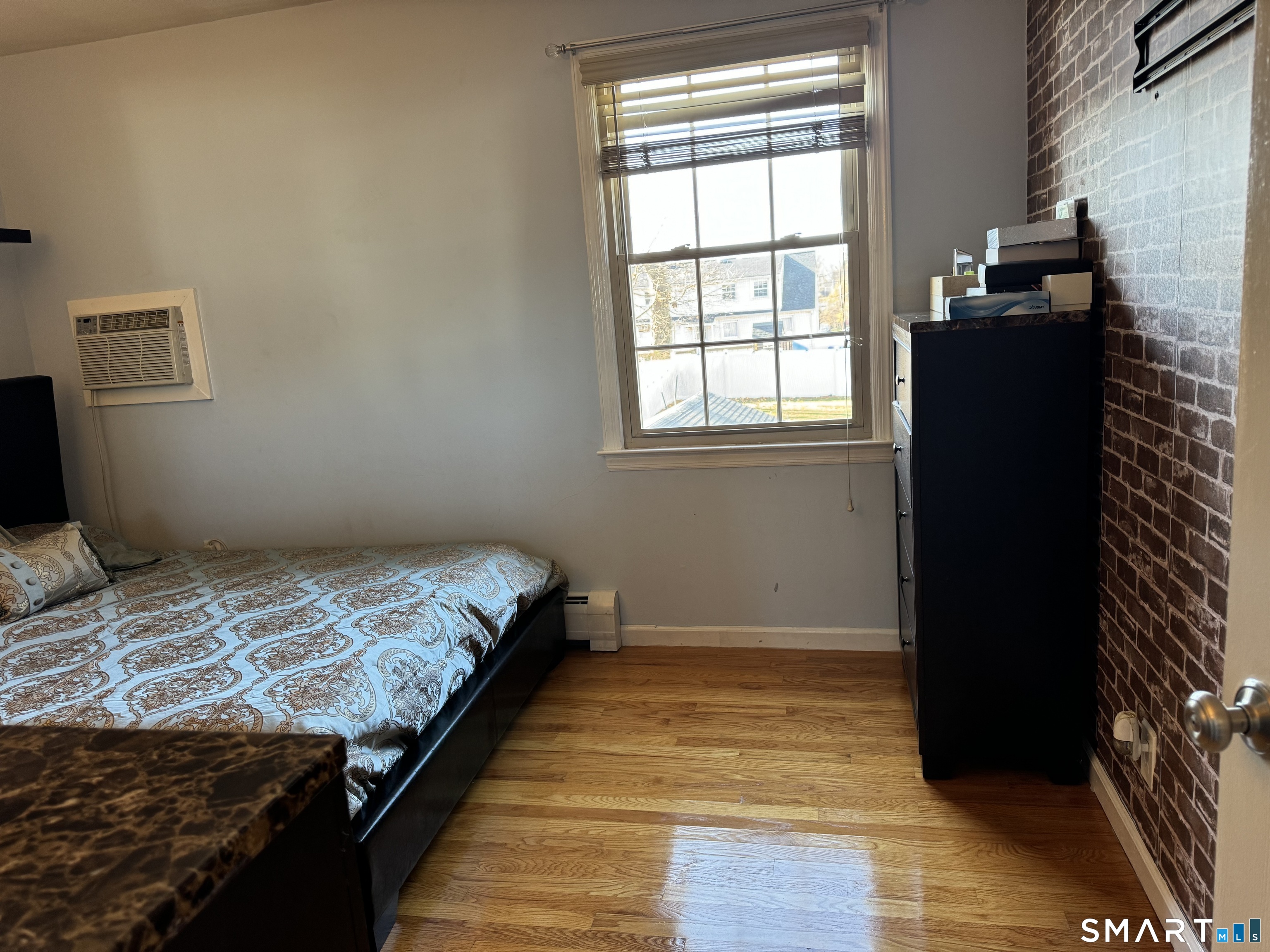 425 Huntington Road photo 14
