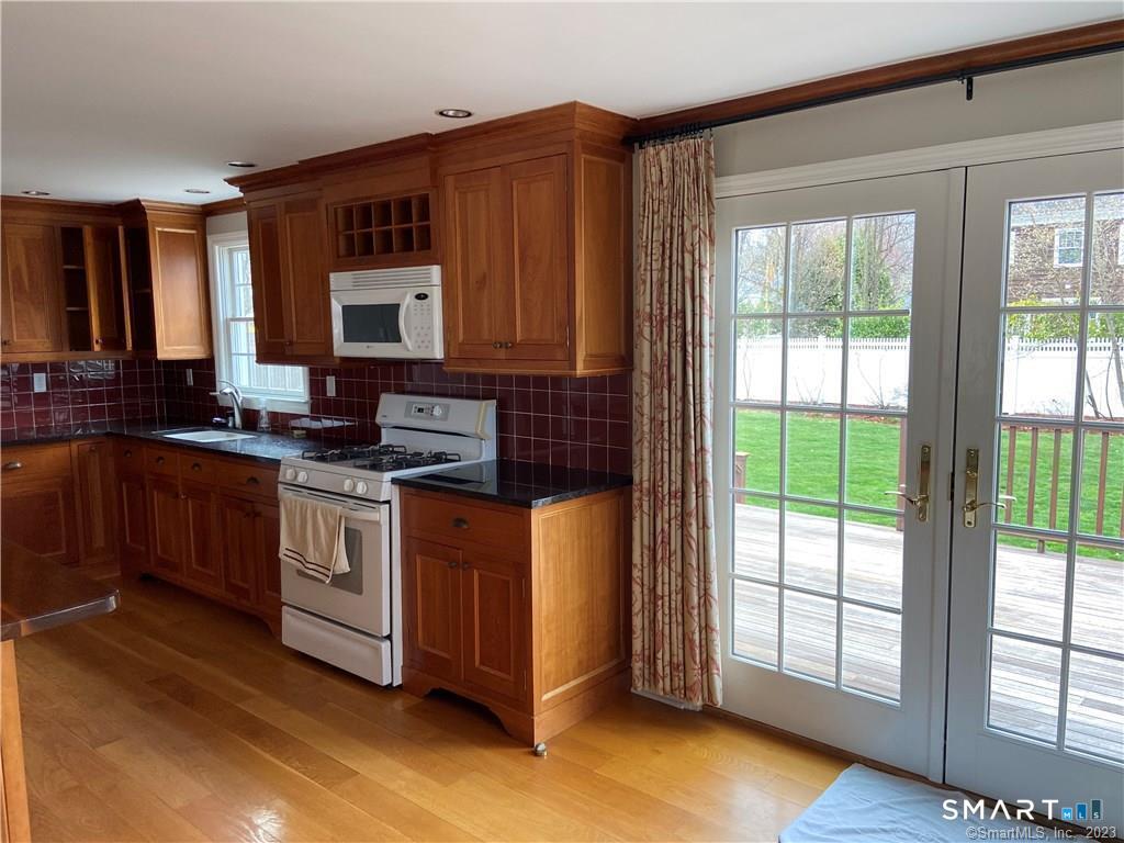 227 Partridge Lane photo 7