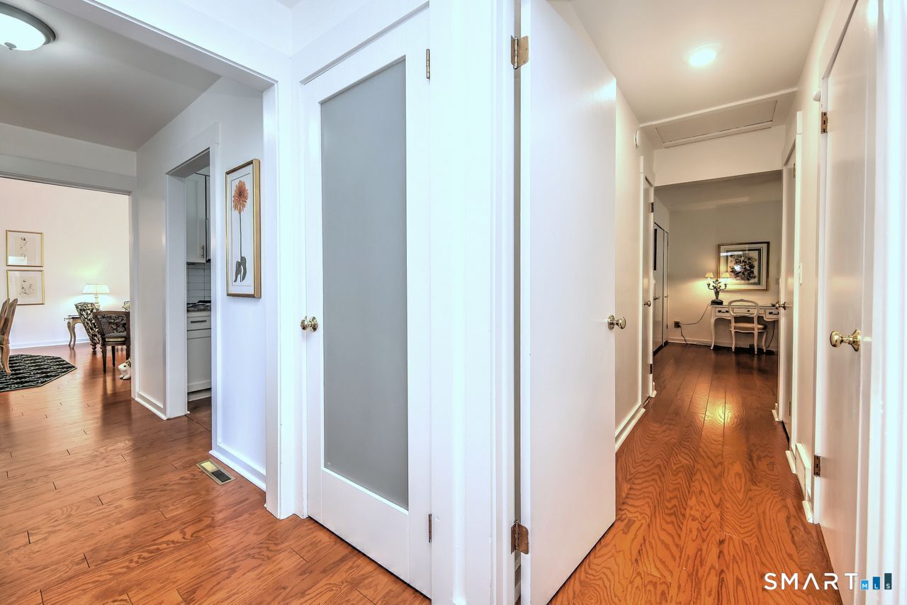 209 Acorn Lane Unit #B photo 20