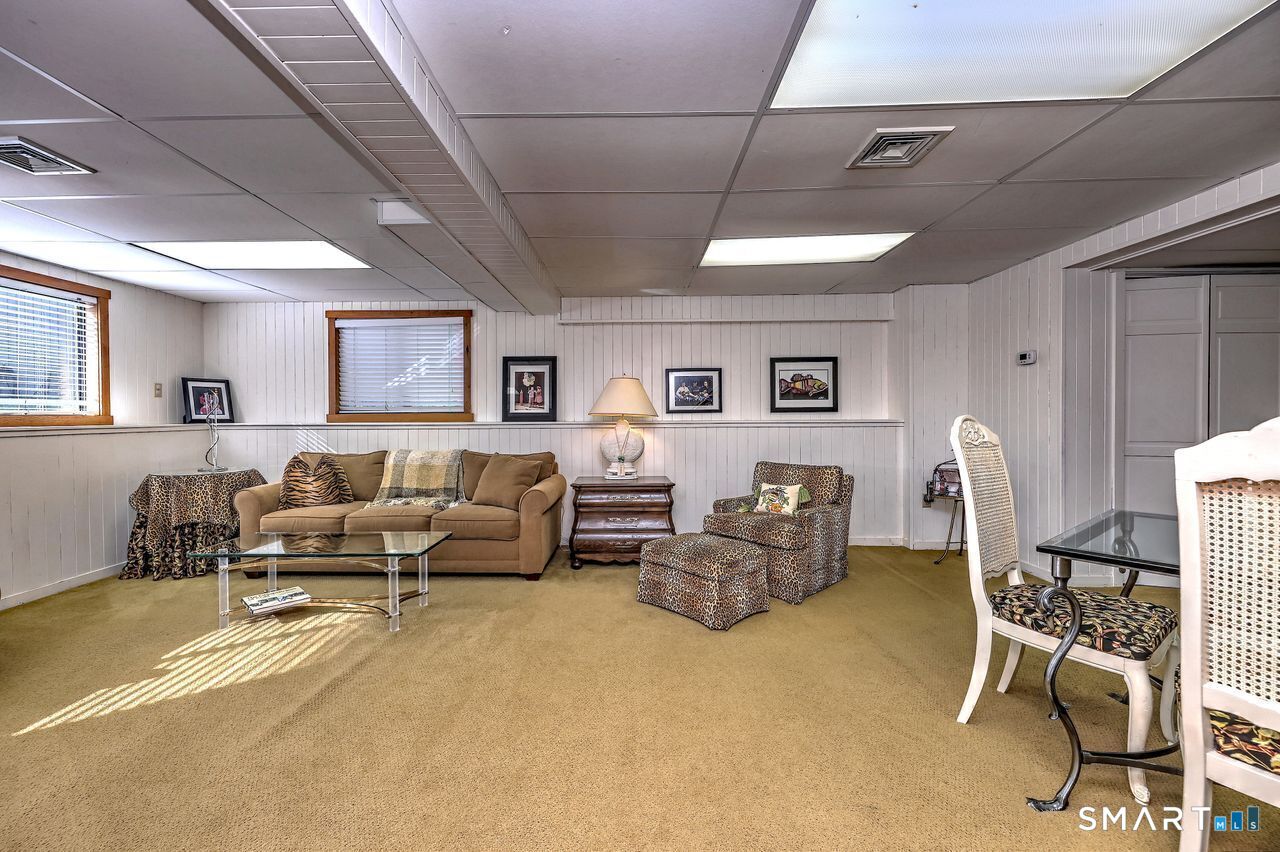 209 Acorn Lane Unit #B photo 28