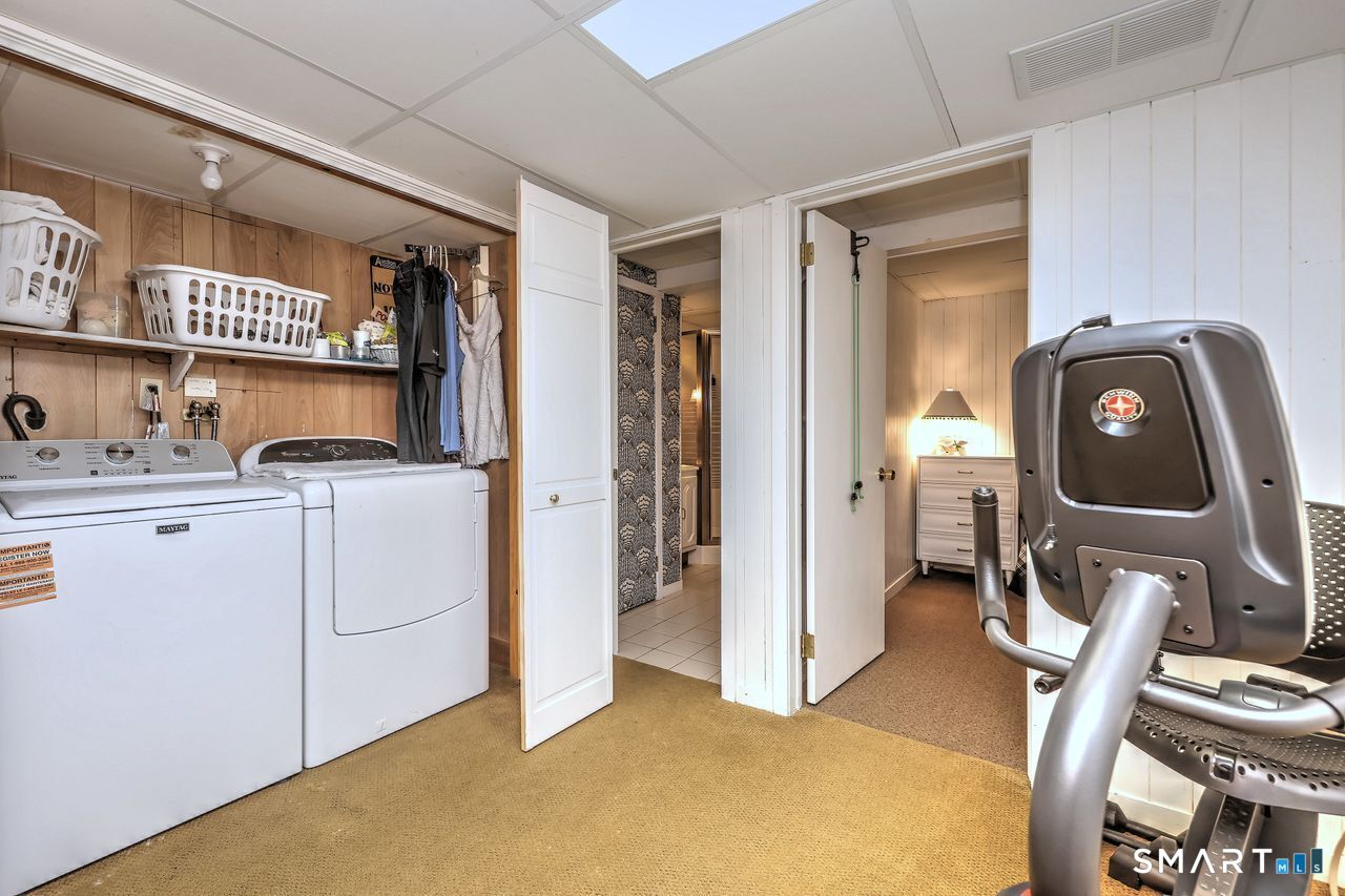 209 Acorn Lane Unit #B photo 33