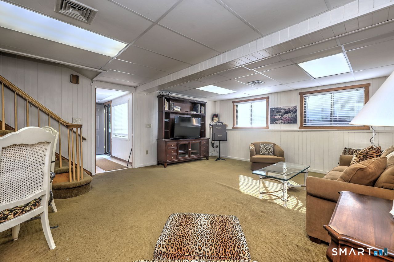 209 Acorn Lane Unit #B photo 34