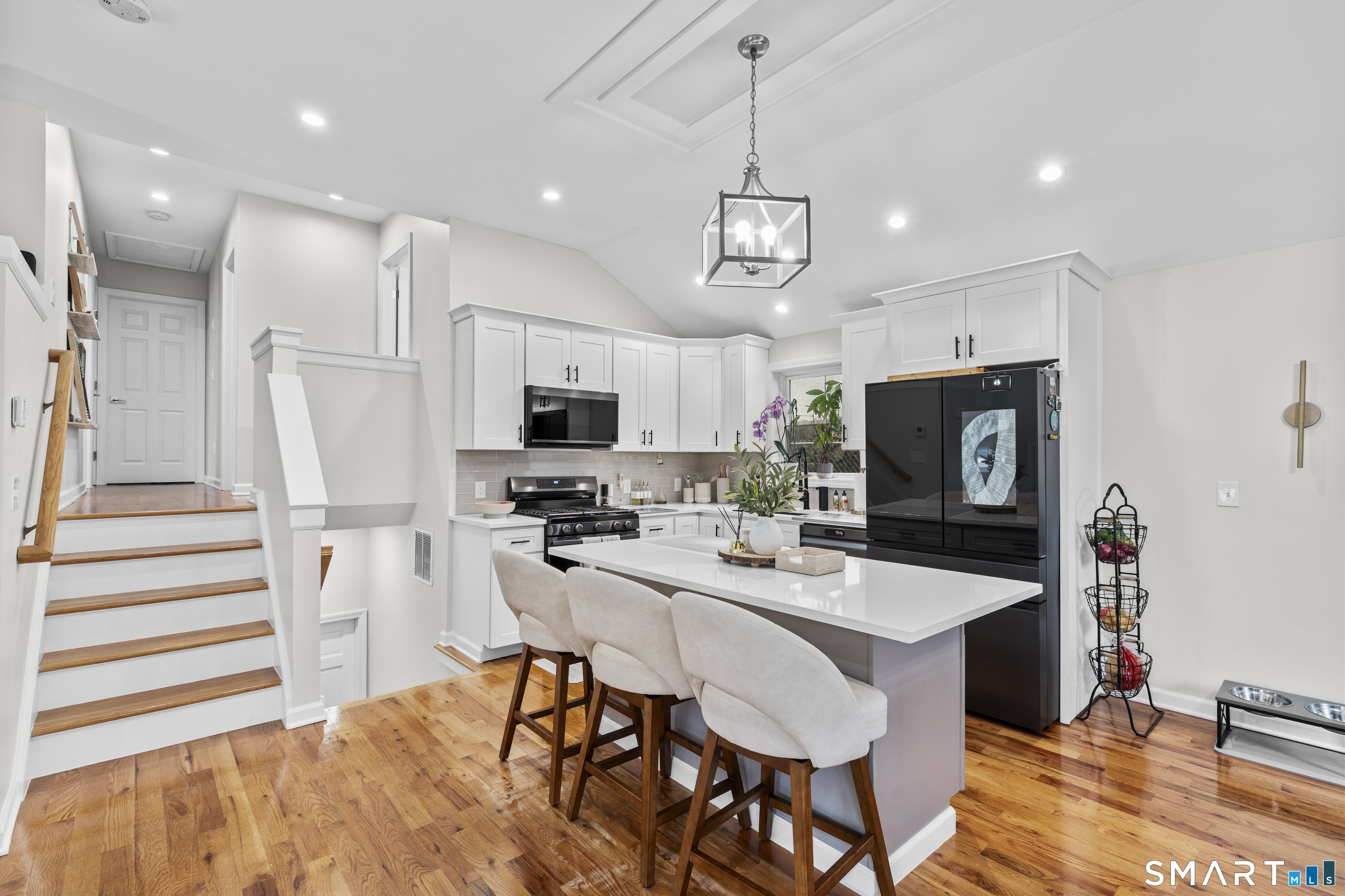 65 Sterling Street photo 9