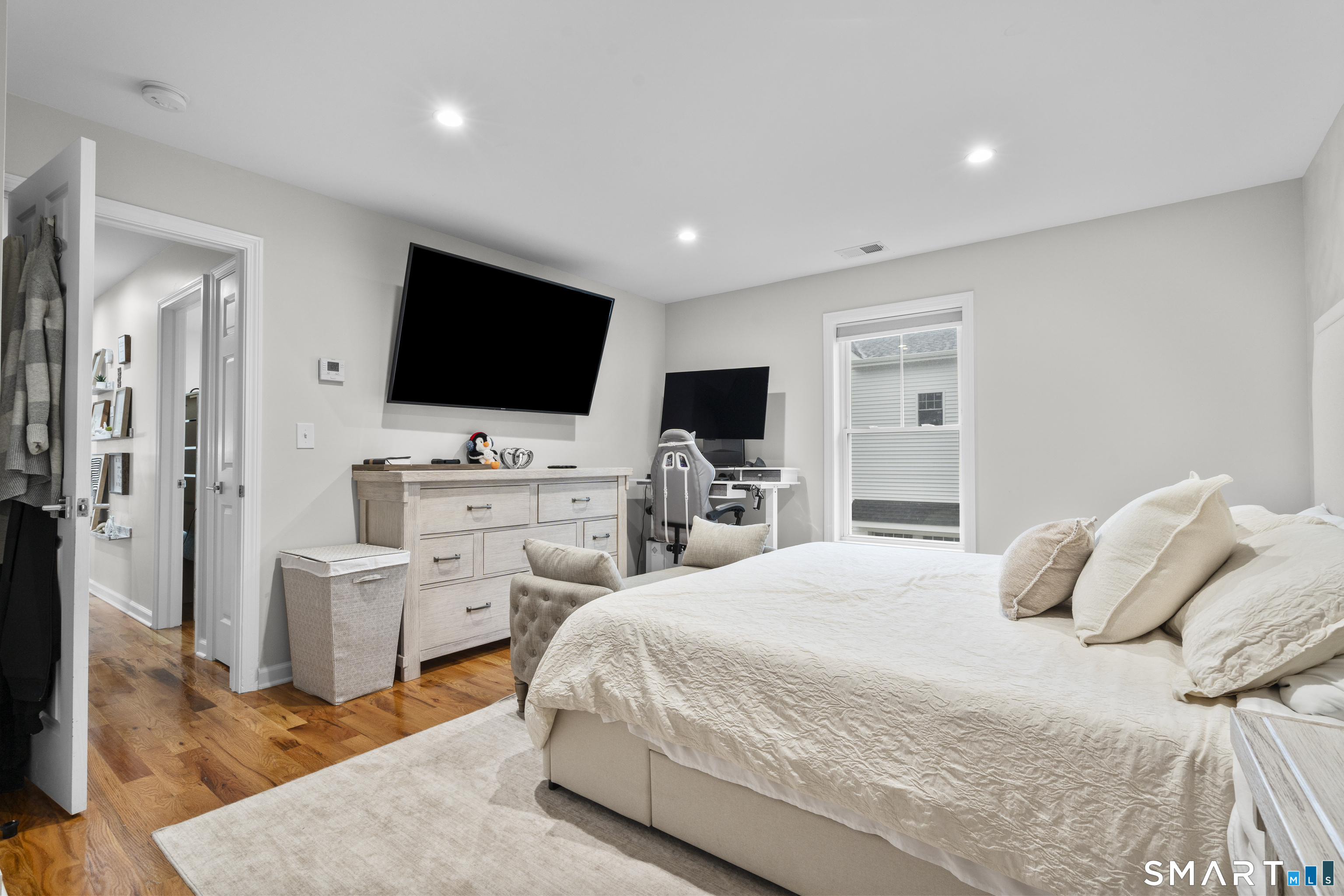 65 Sterling Street photo 15