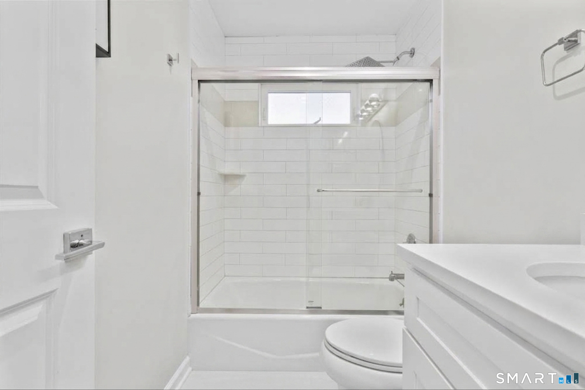 65 Sterling Street photo 23