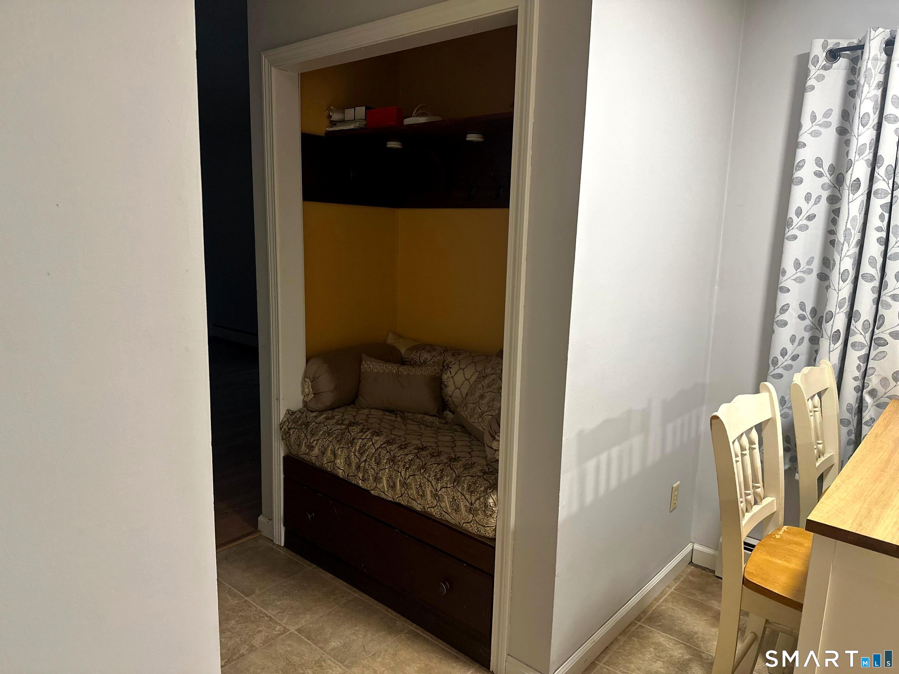 23 Tyler Lane photo 10