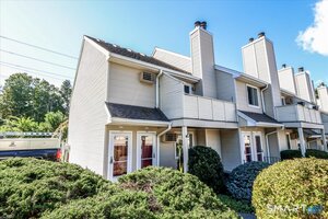 178 Willow, Unit 178, New Milford
