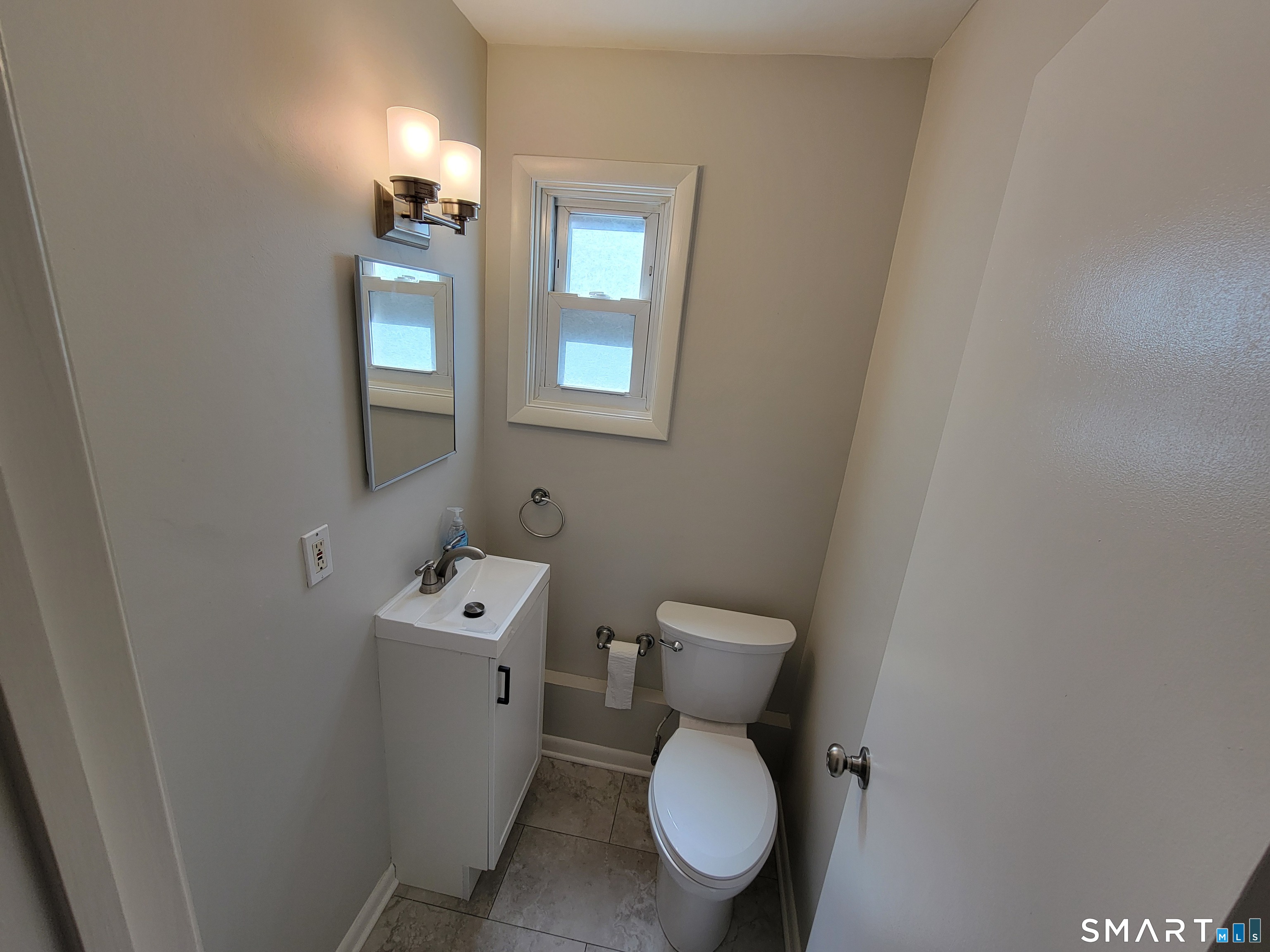 175 Franklin Street photo 12