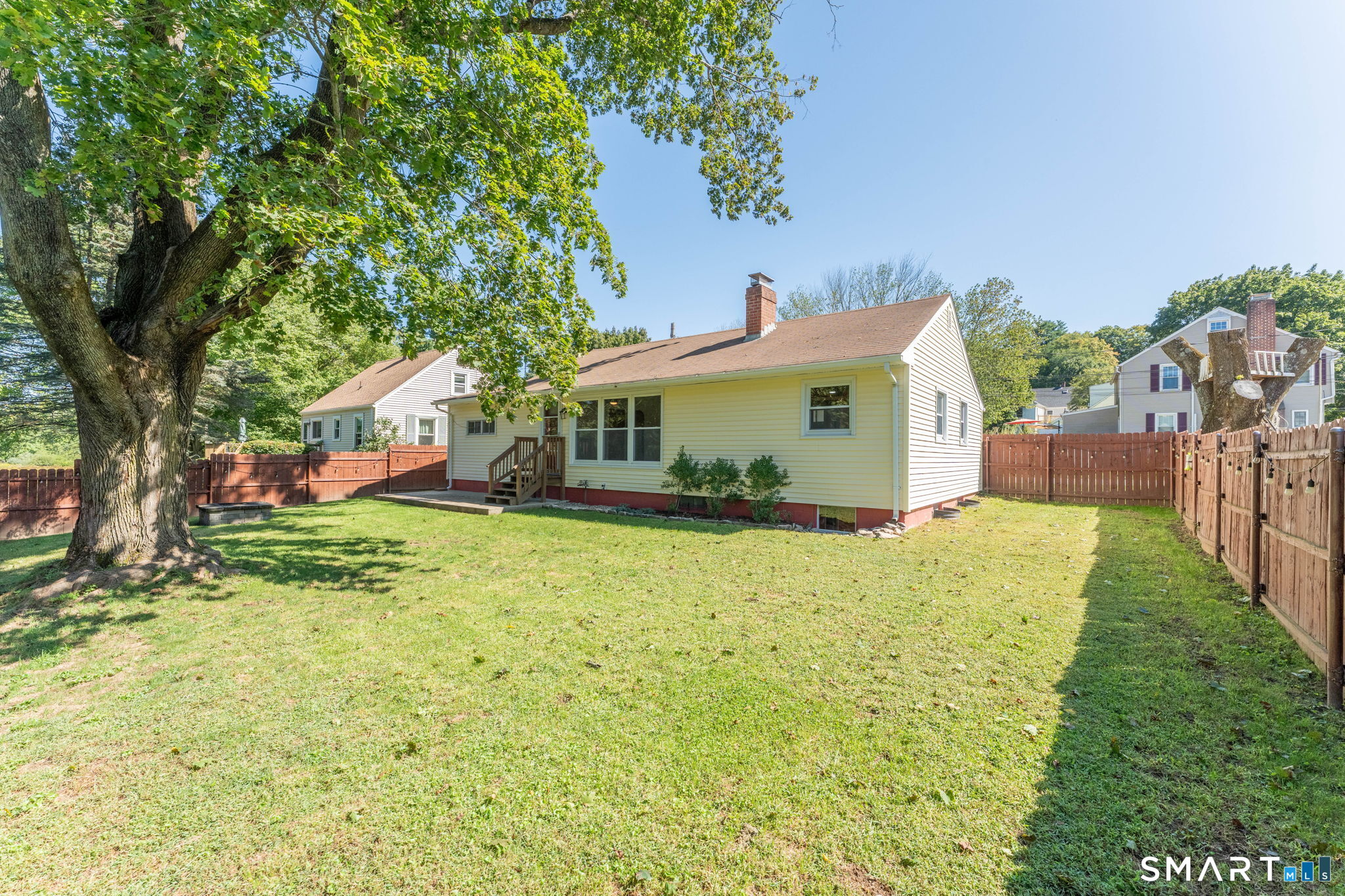 4 Meditz Court photo 10