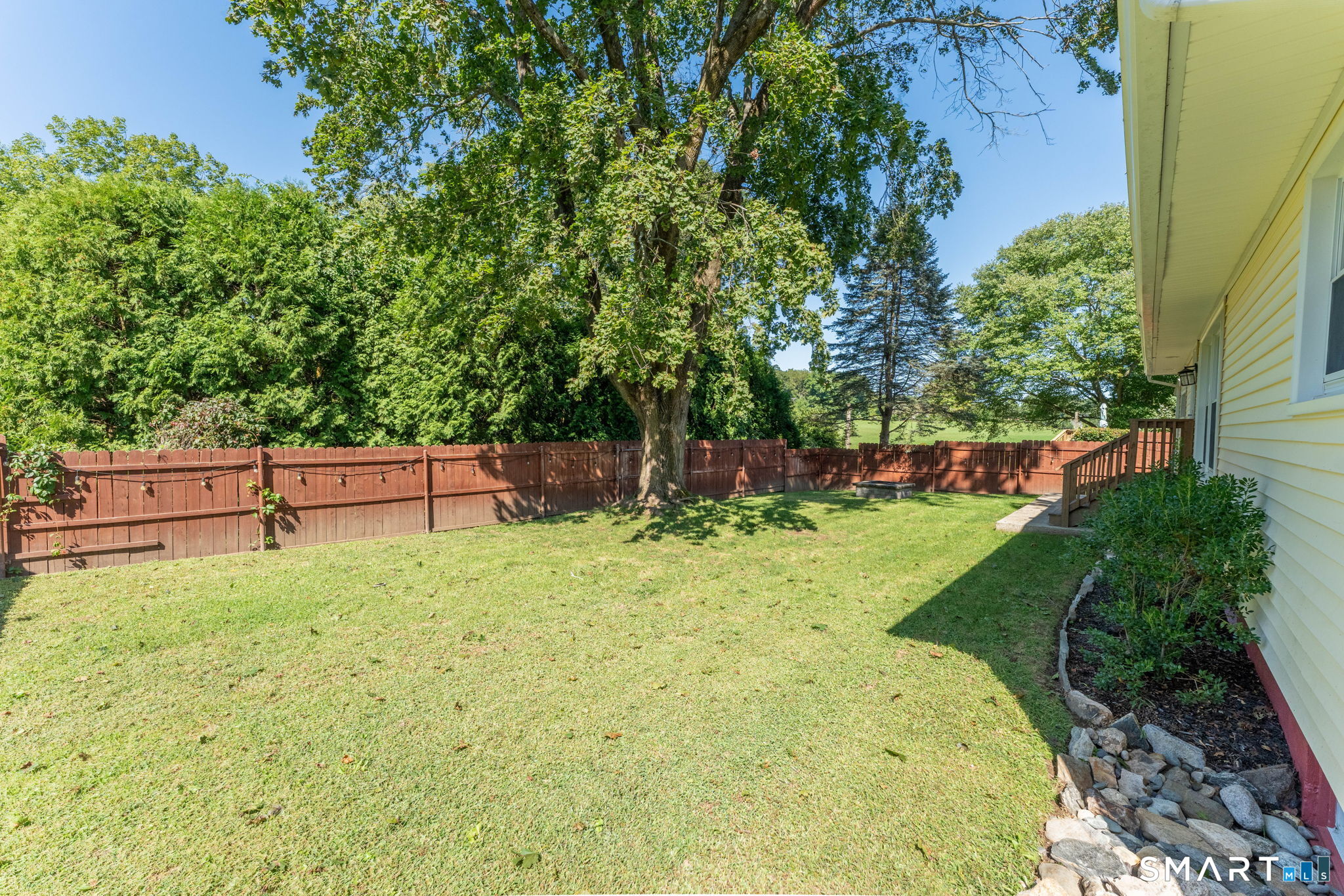 4 Meditz Court photo 11