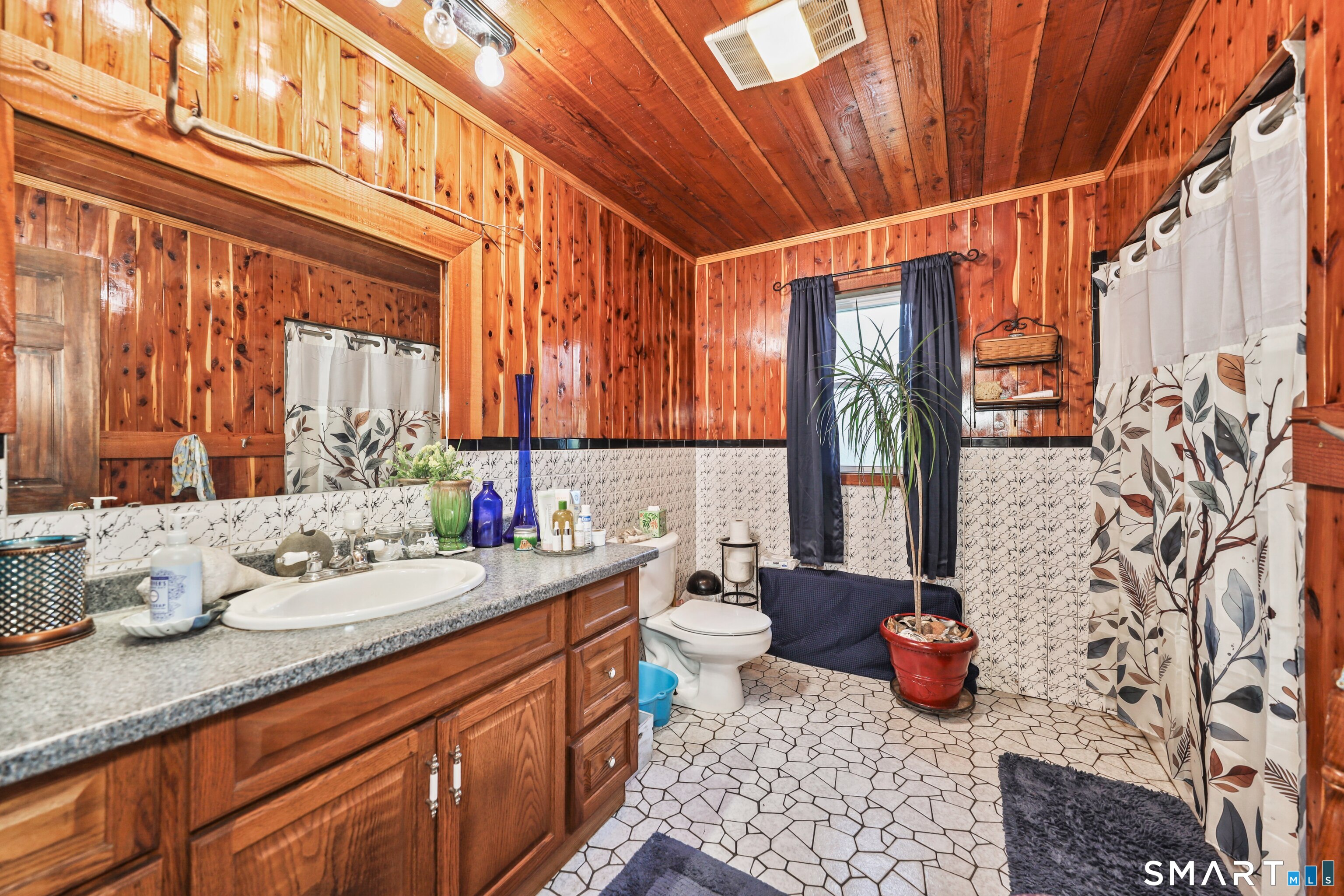328 East Street photo 15