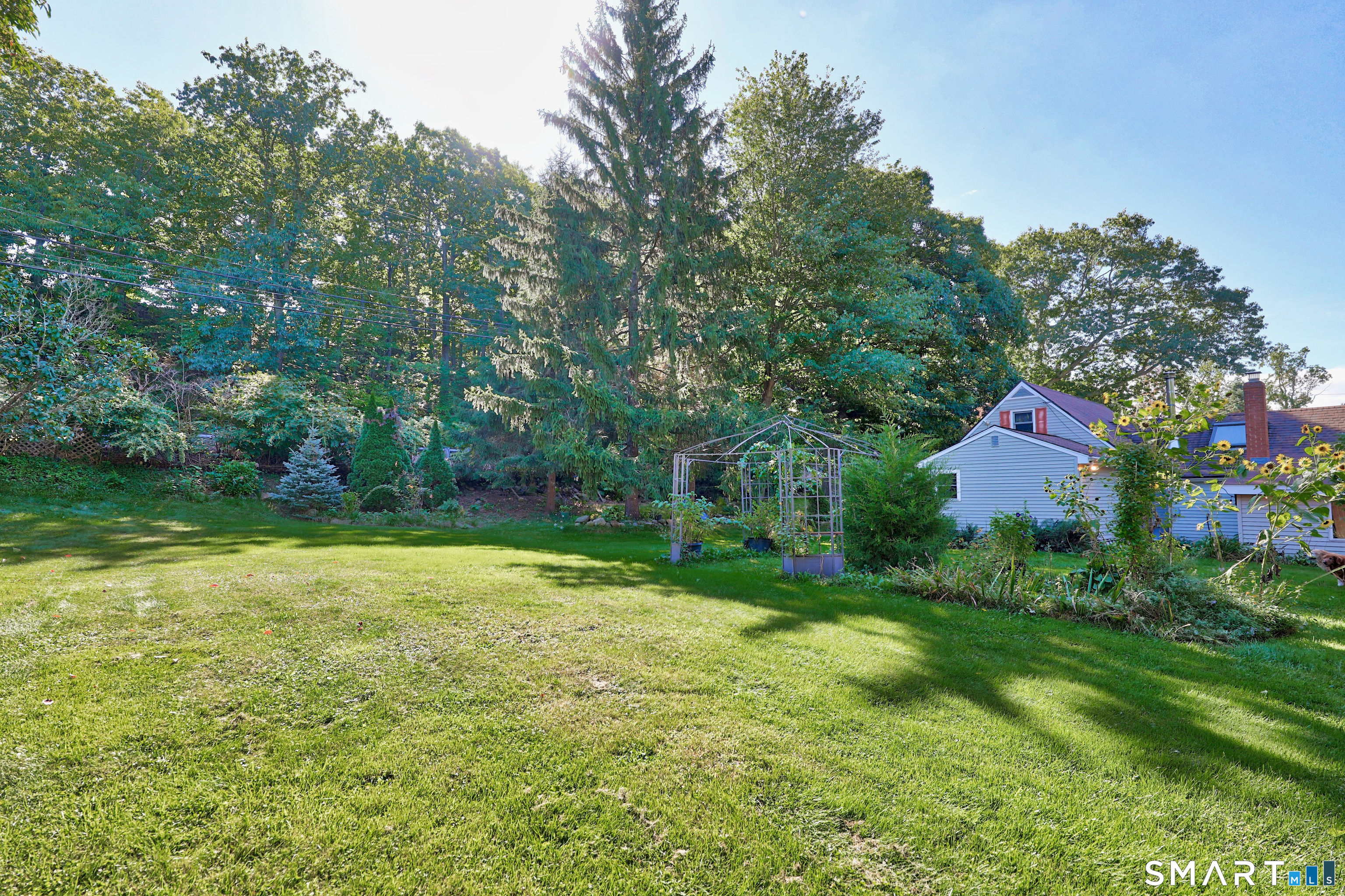 328 East Street photo 22