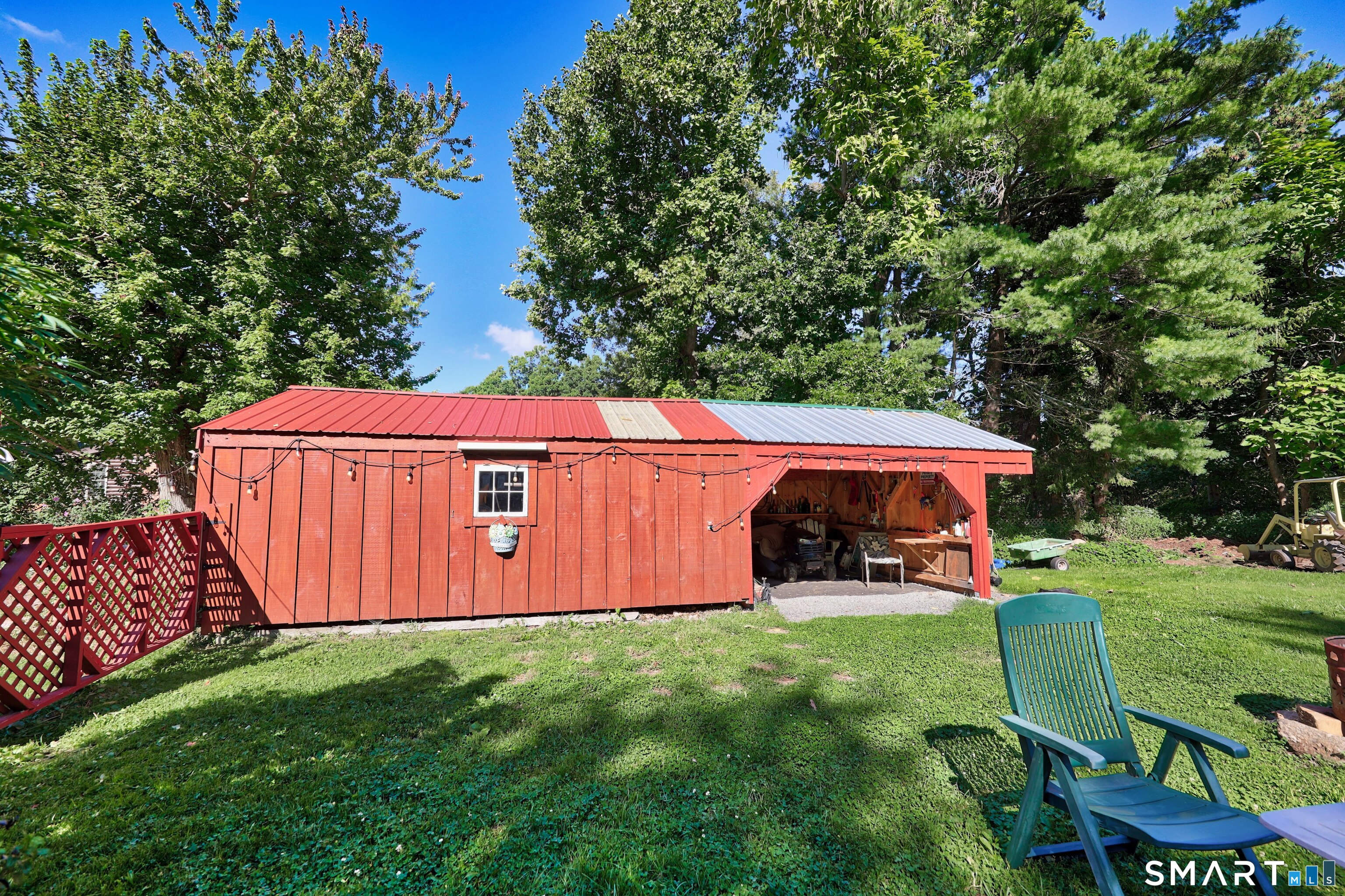 328 East Street photo 19