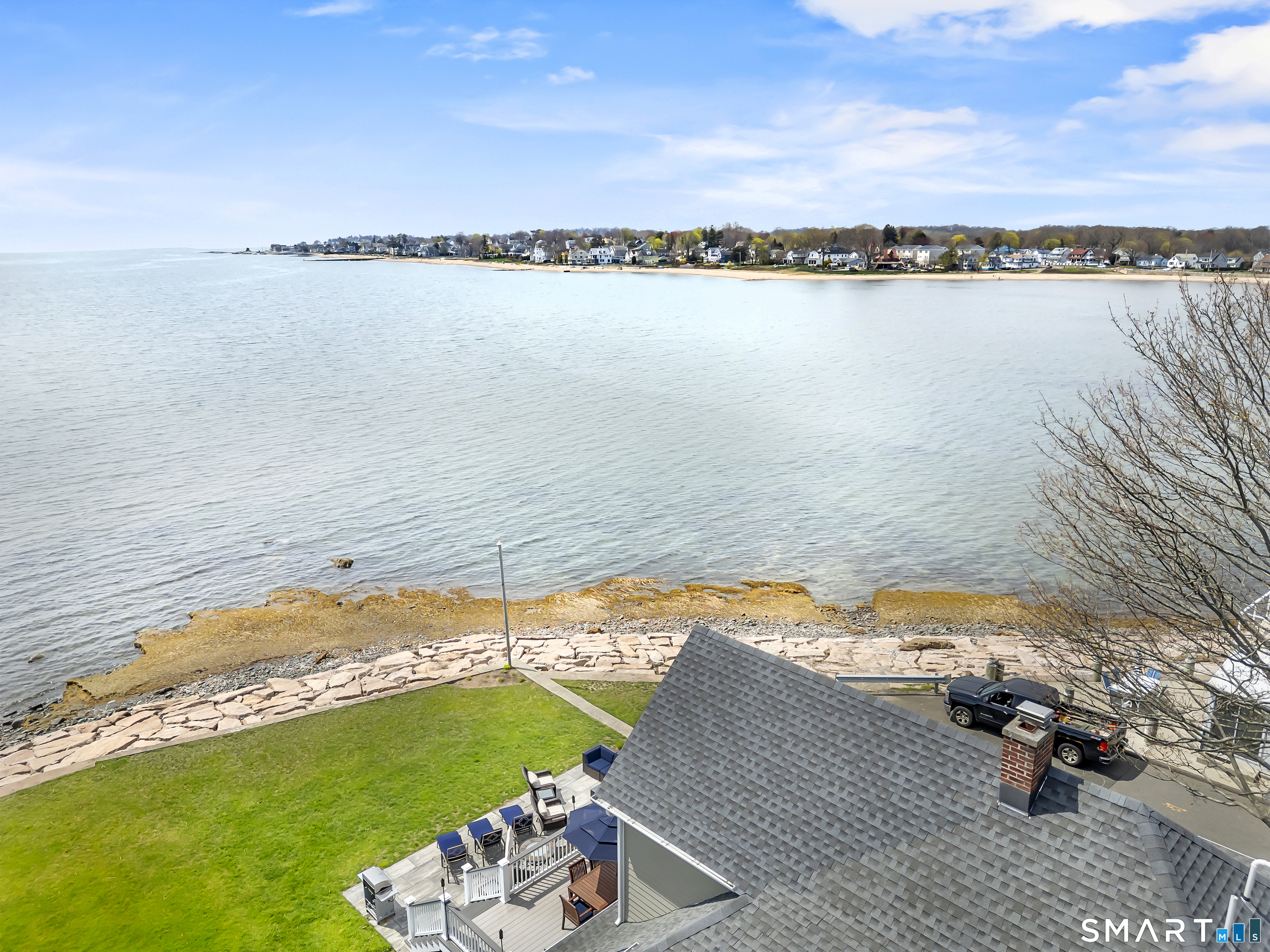 1 Annawon Avenue photo 2
