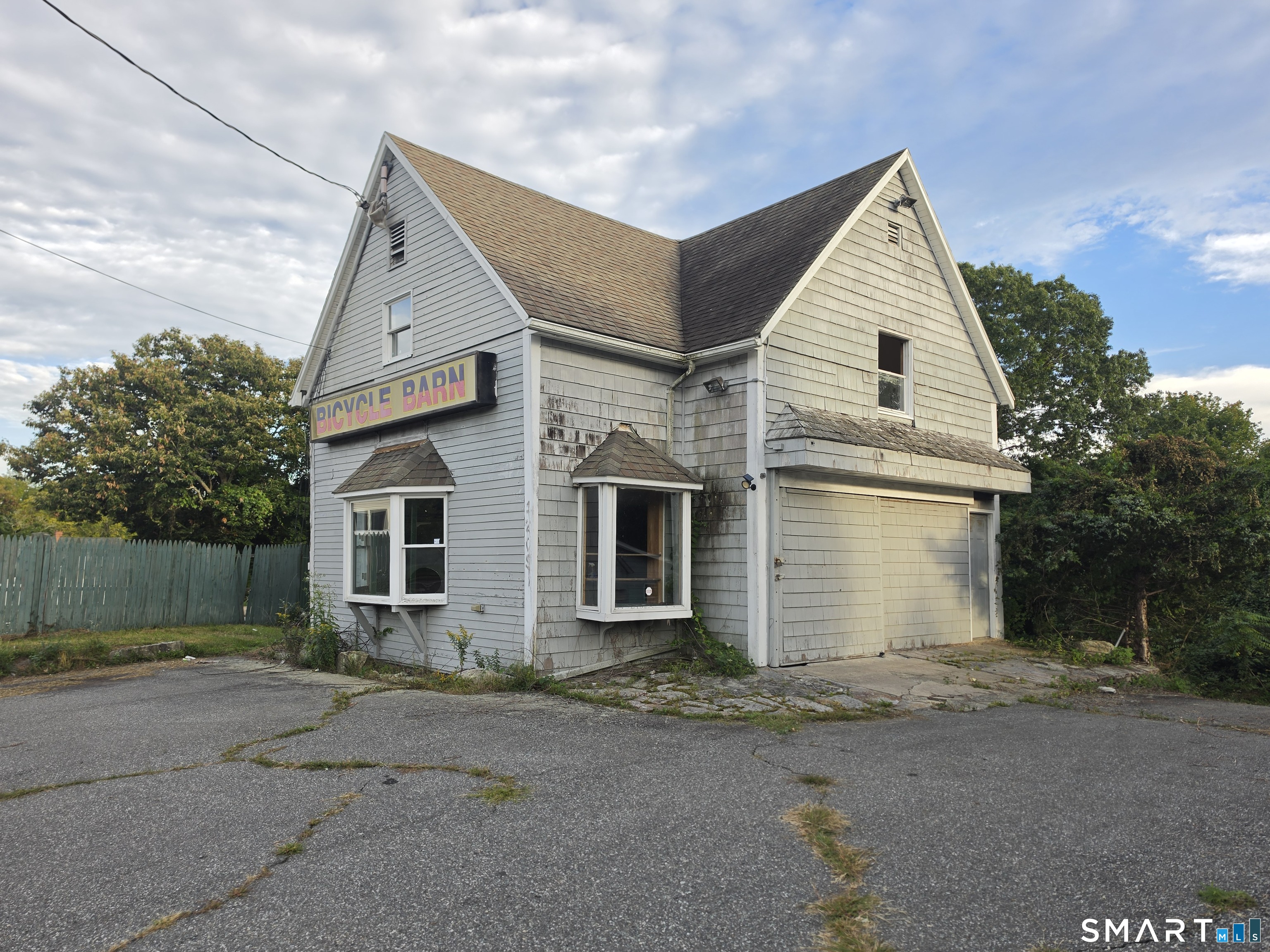 1209 Poquonnock Road