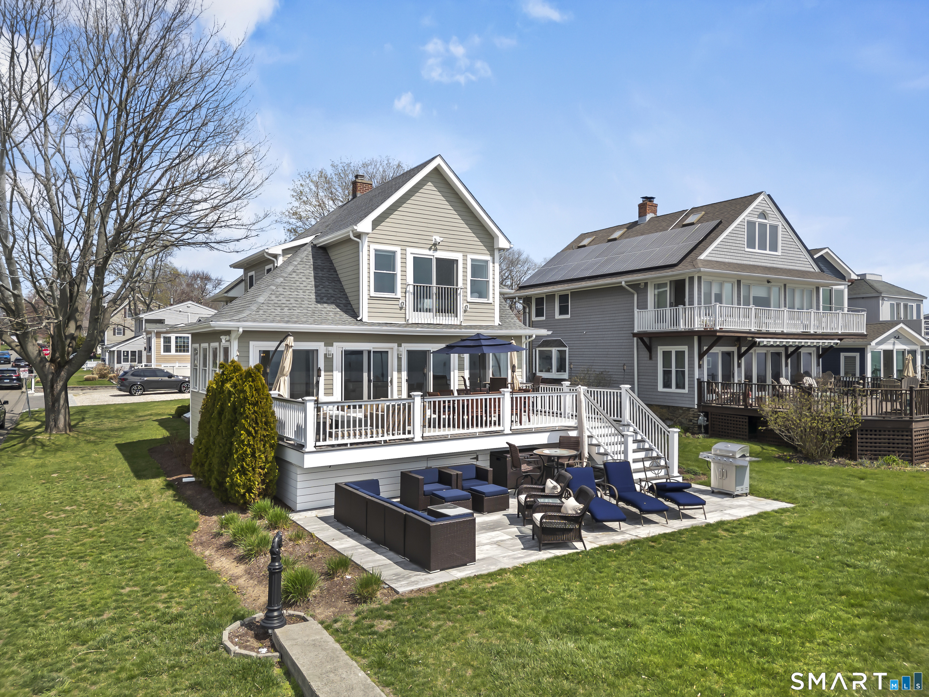 1 Annawon Avenue photo 4