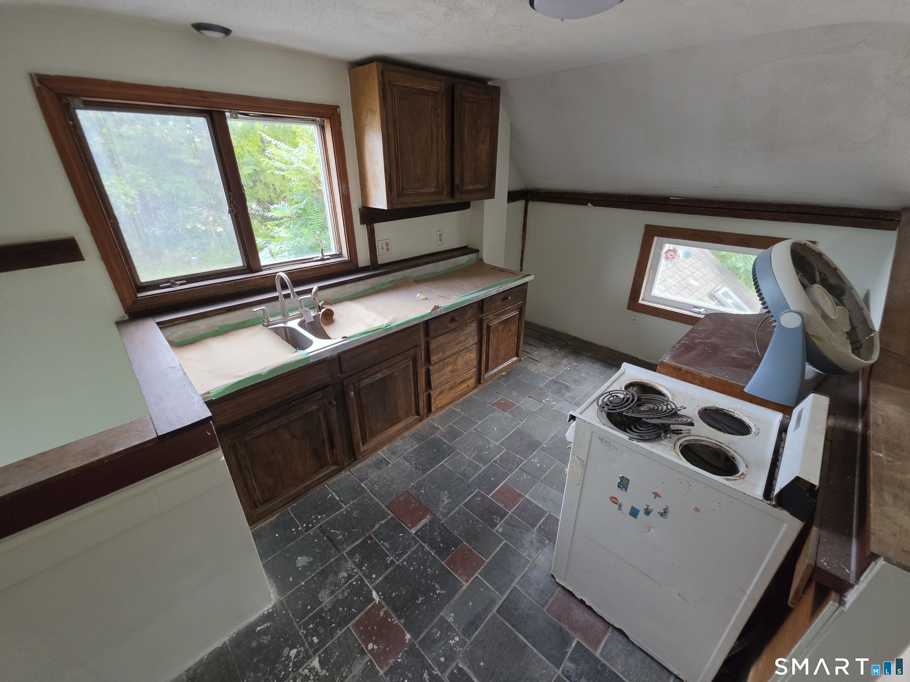 1209 Poquonnock Road photo 8