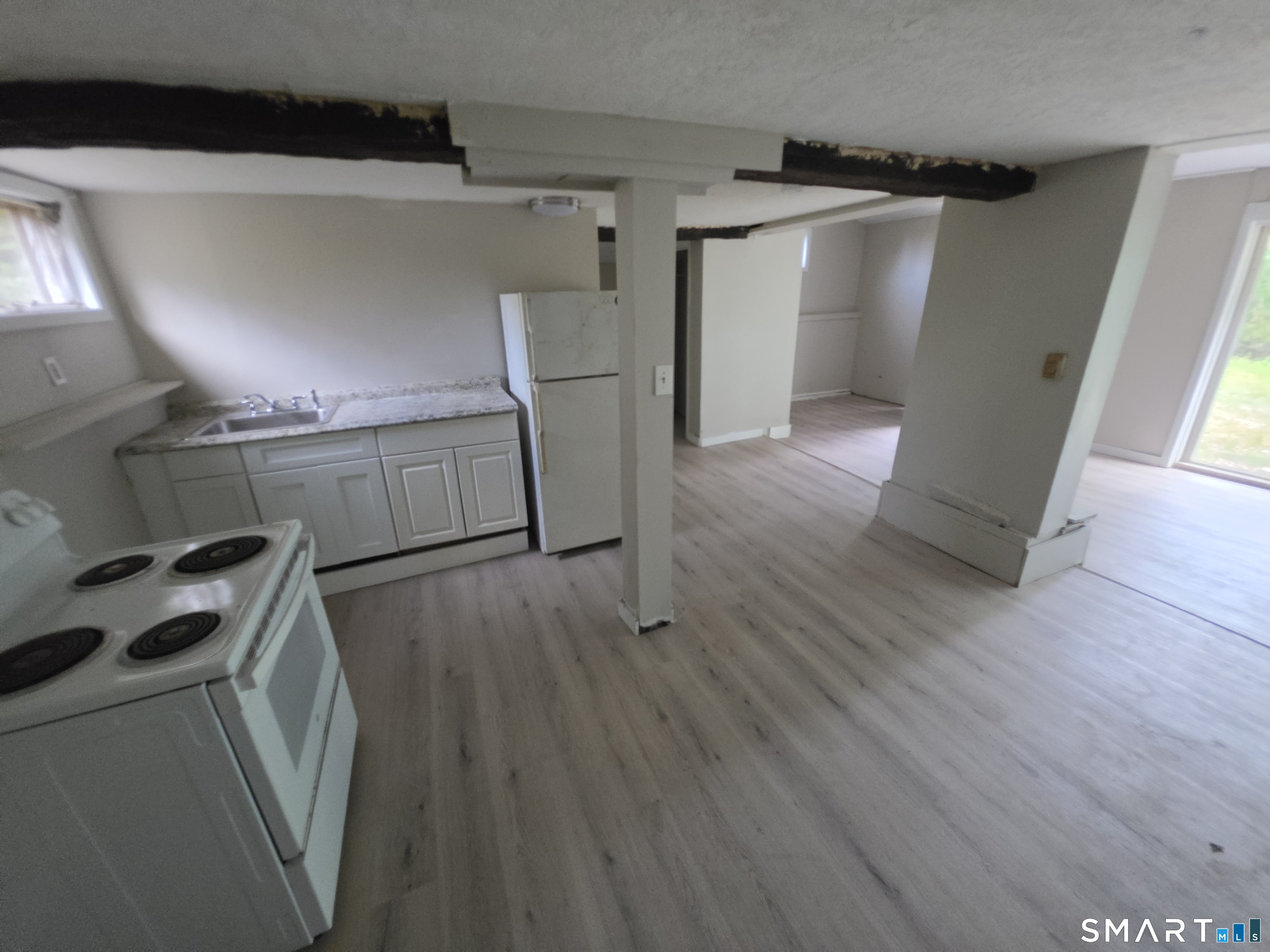 1203 Poquonnock Road photo 19
