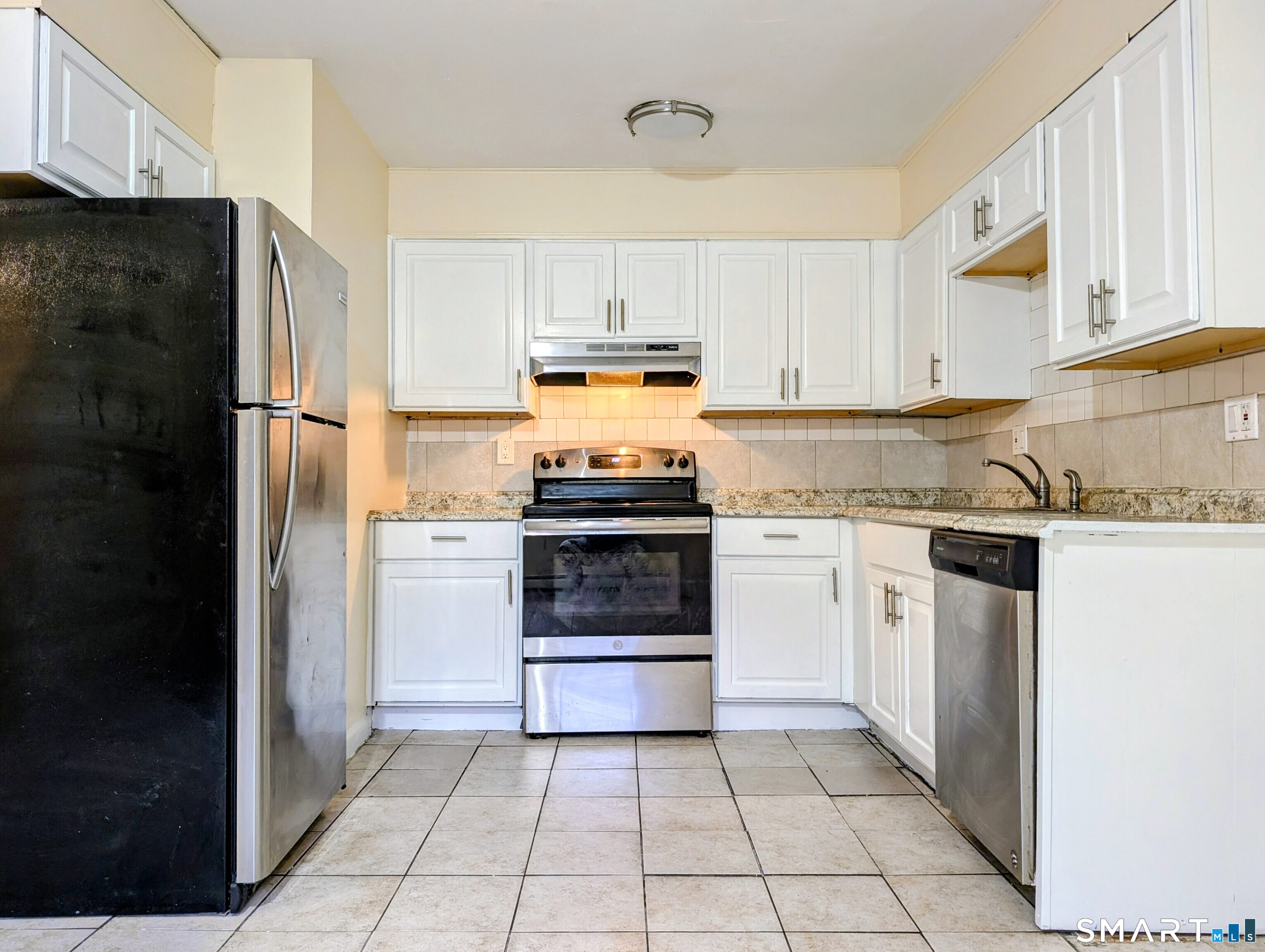 2 Irving Place Unit #B photo 4