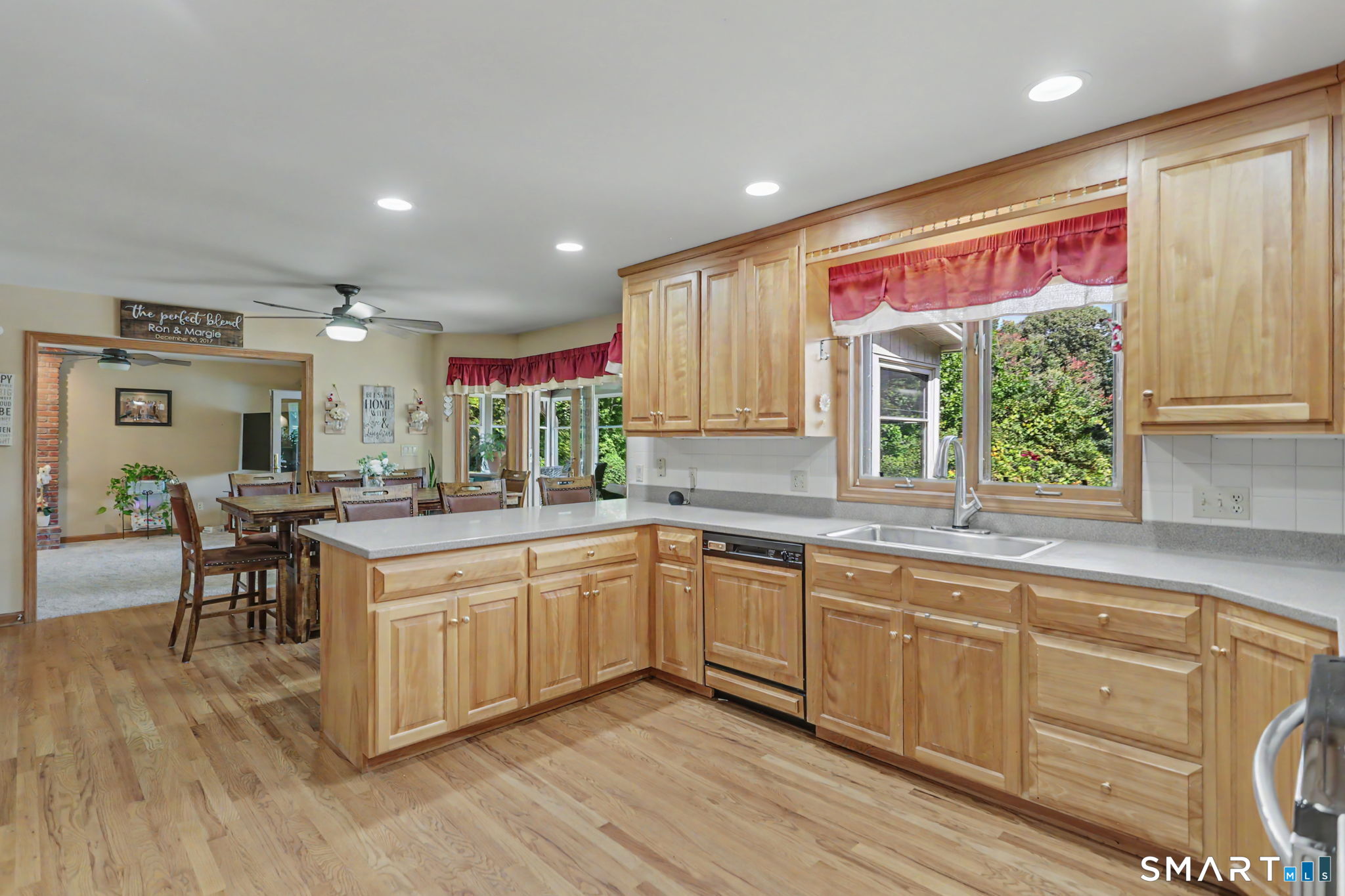 94 Tomlinson Road photo 10