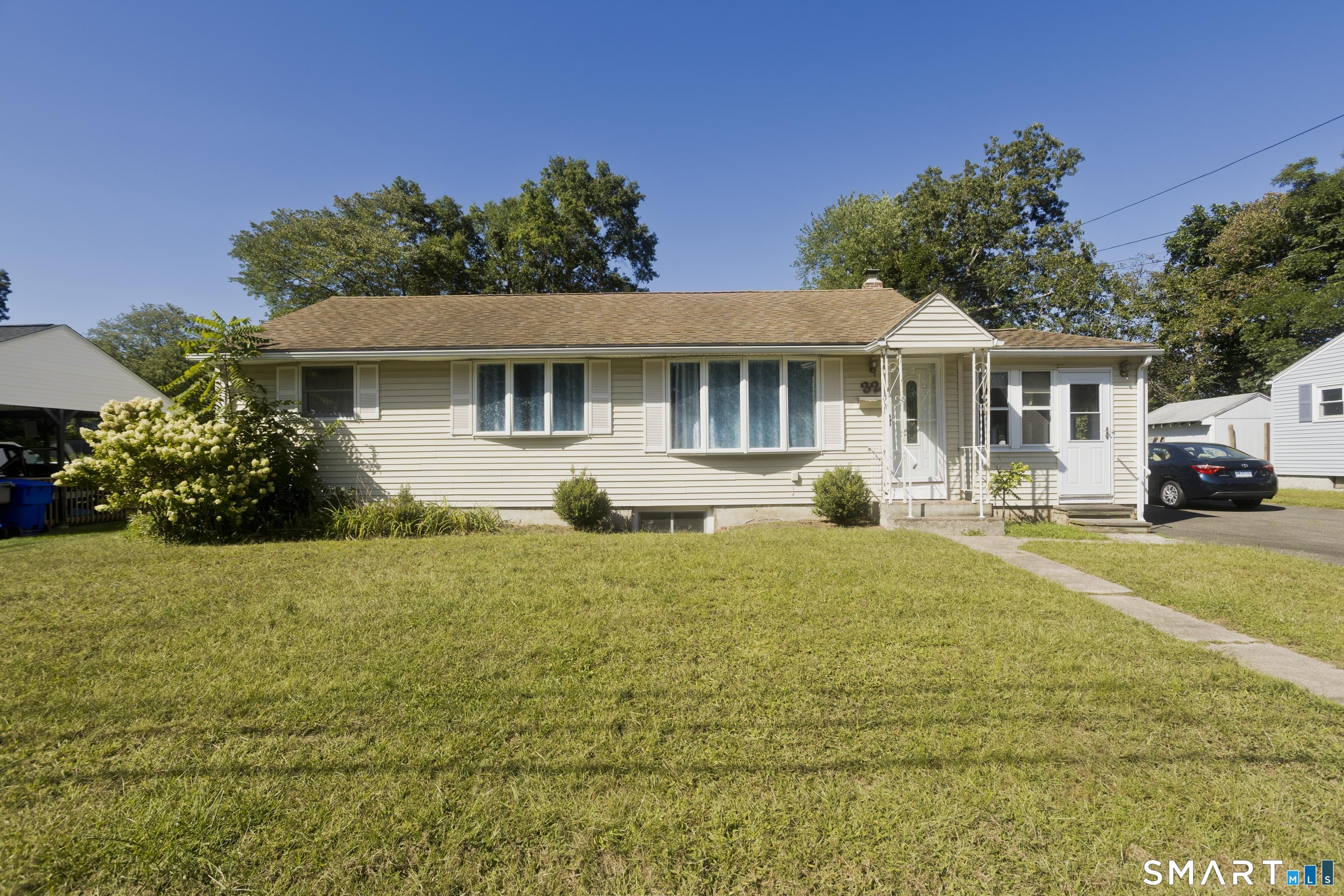 Photo 1 of Single family home for sale at 32 Indian Run, Enfield, CT 06082 | MLS# 24208797 | Listing updated on 2026-09-27