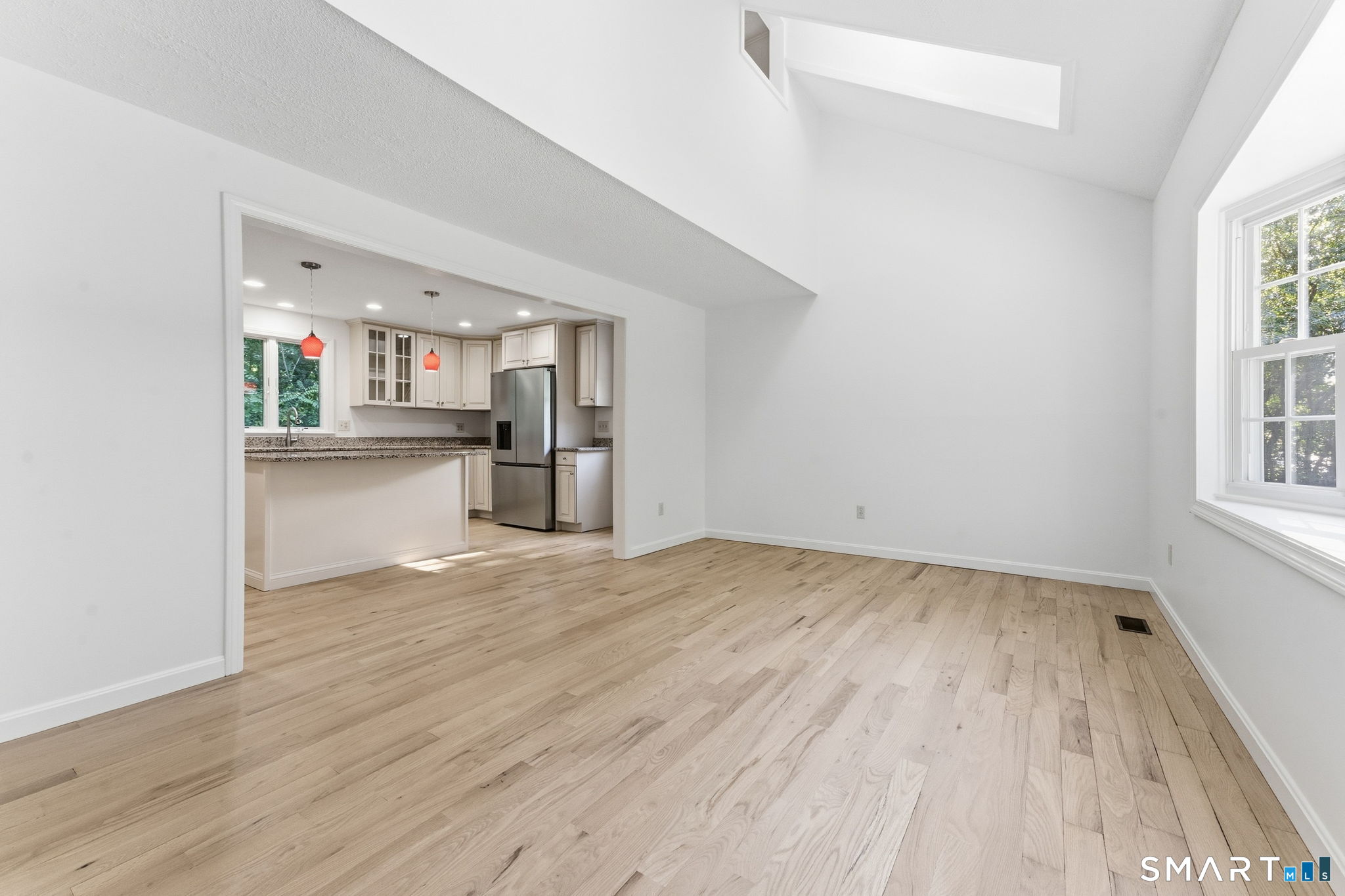 210 Springbrook Road photo 7