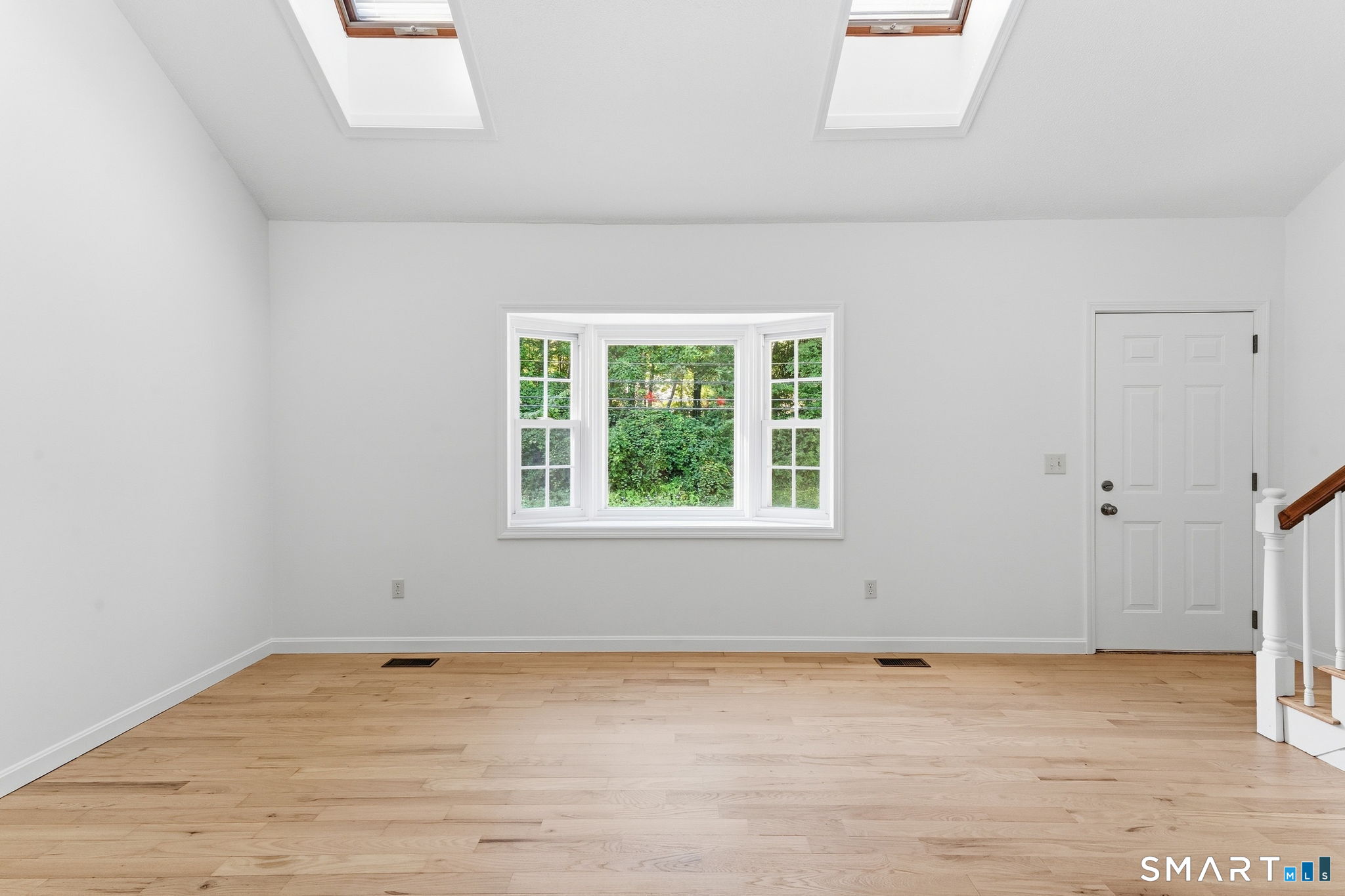 210 Springbrook Road photo 9