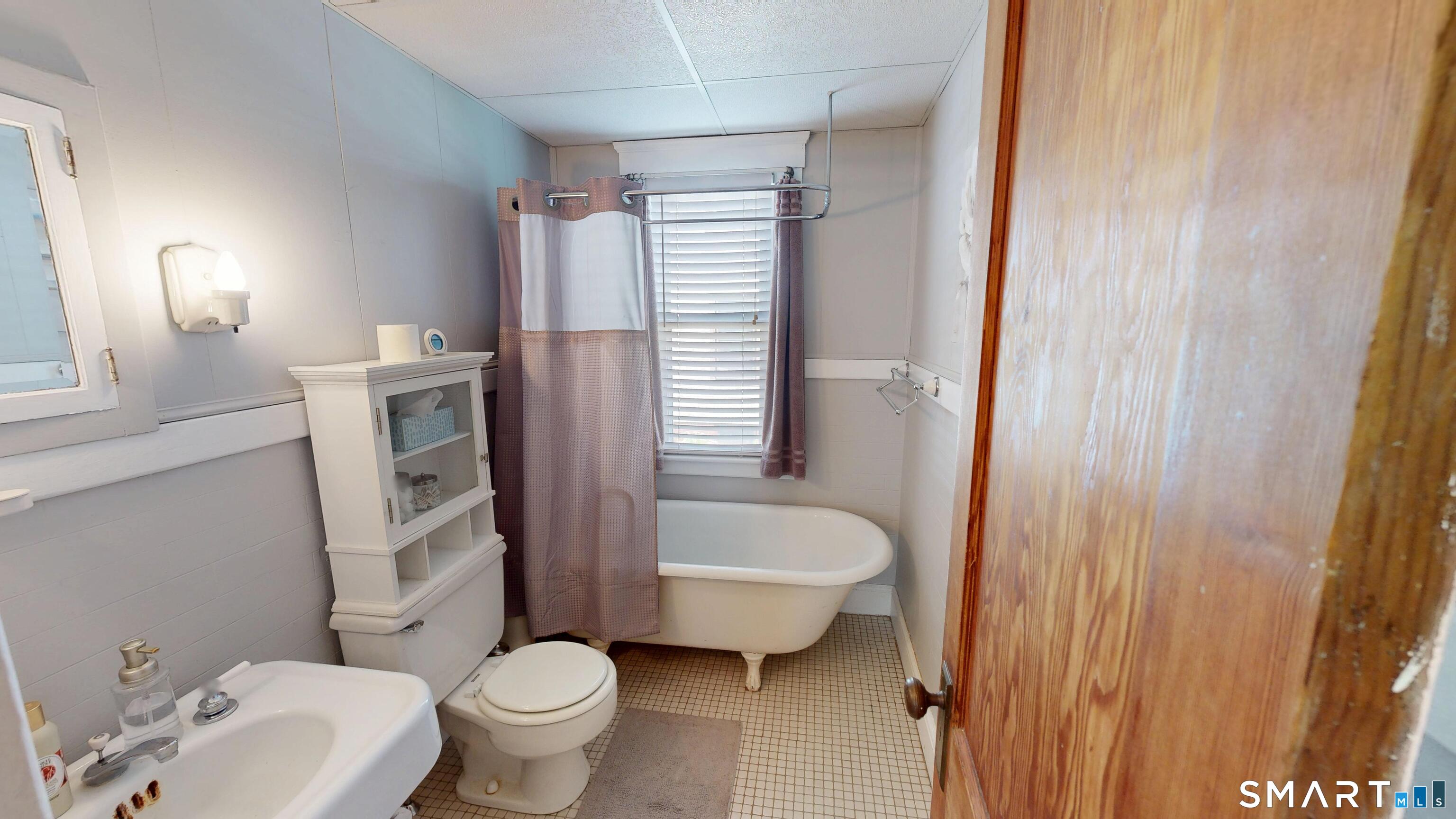 355 Parker Avenue South photo 12