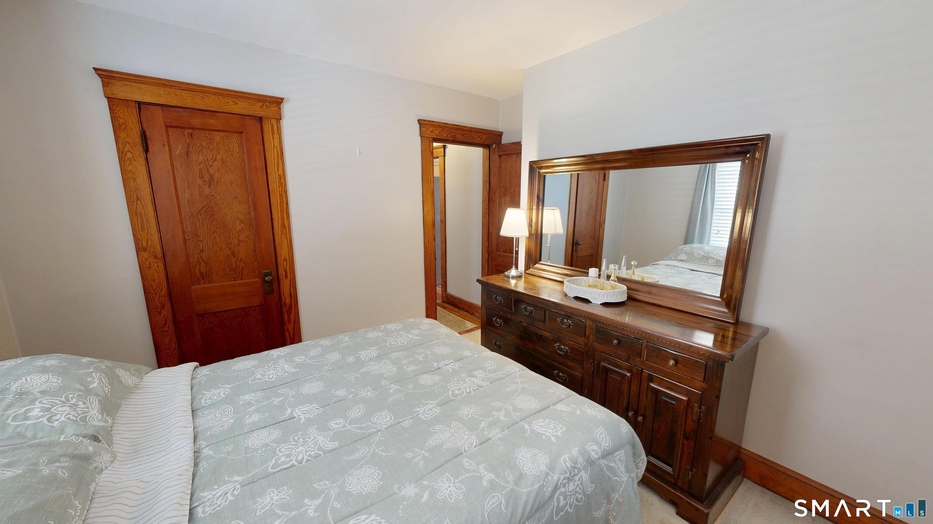 355 Parker Avenue South photo 14