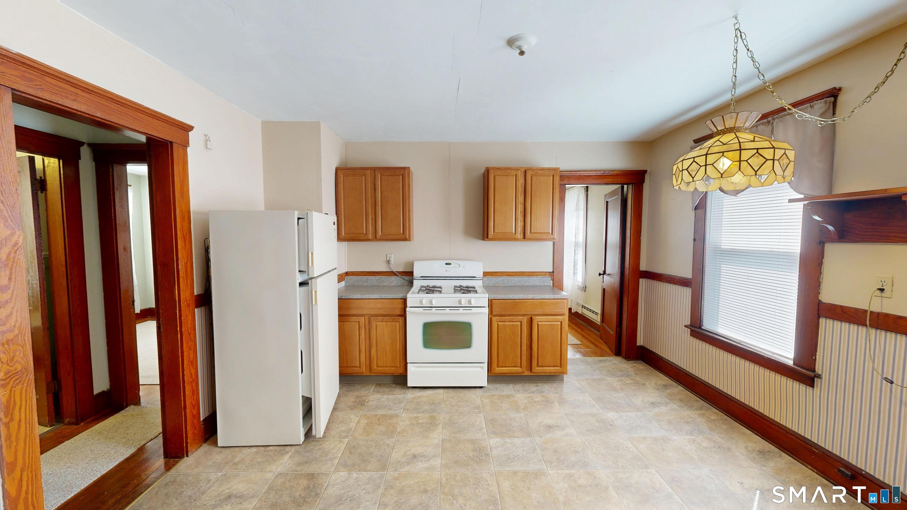 355 Parker Avenue South photo 15