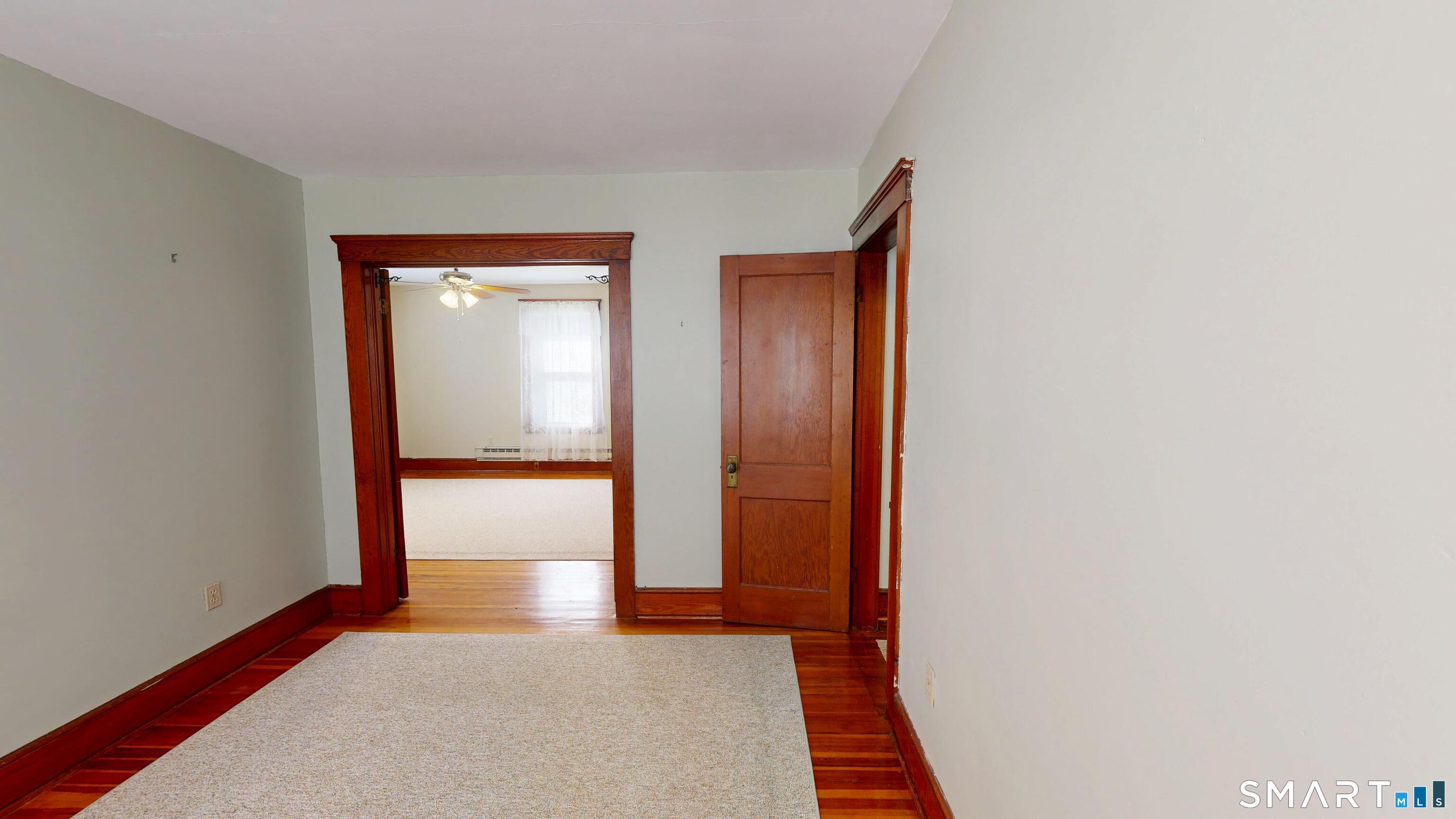 355 Parker Avenue South photo 21
