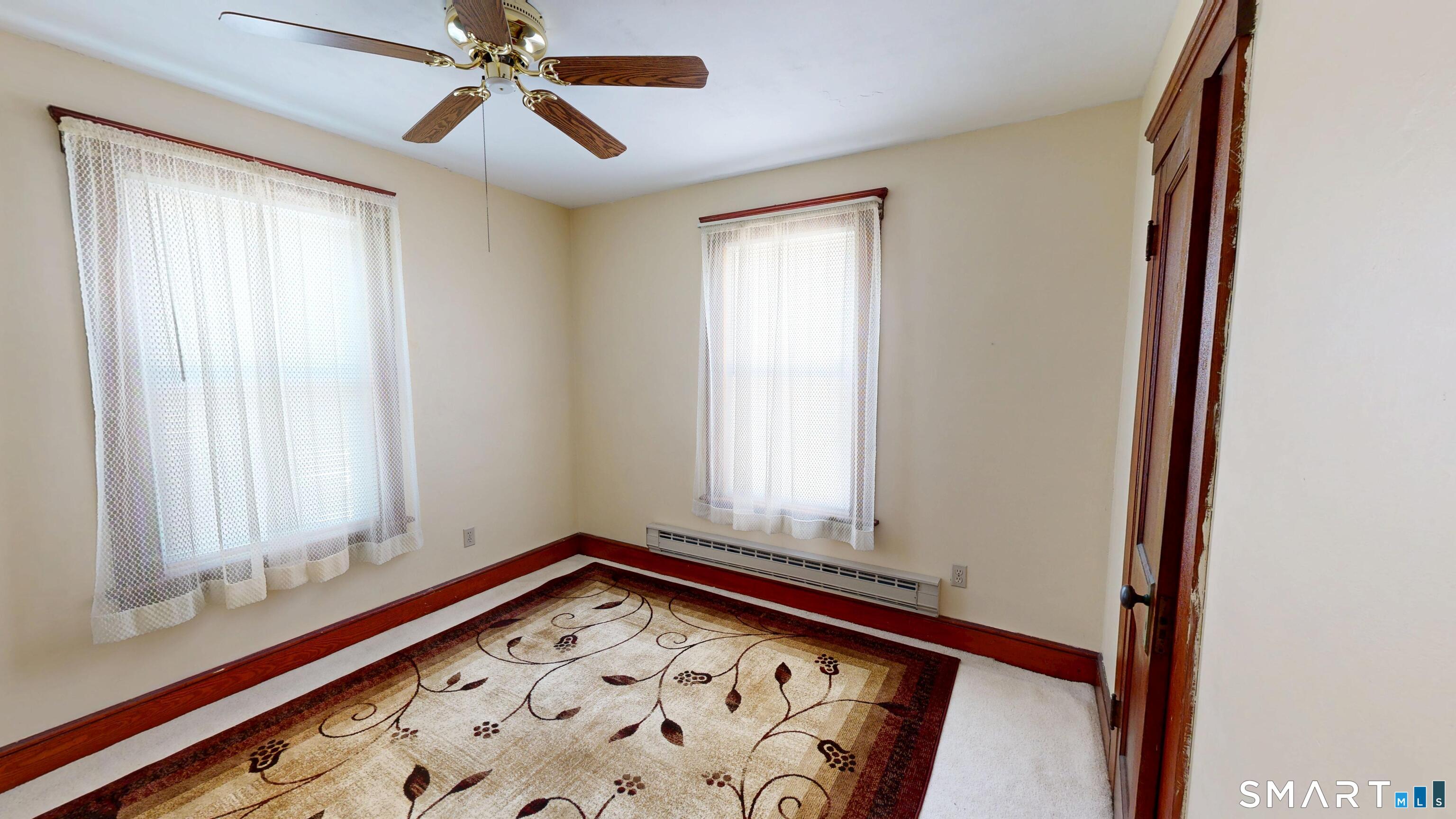 355 Parker Avenue South photo 22