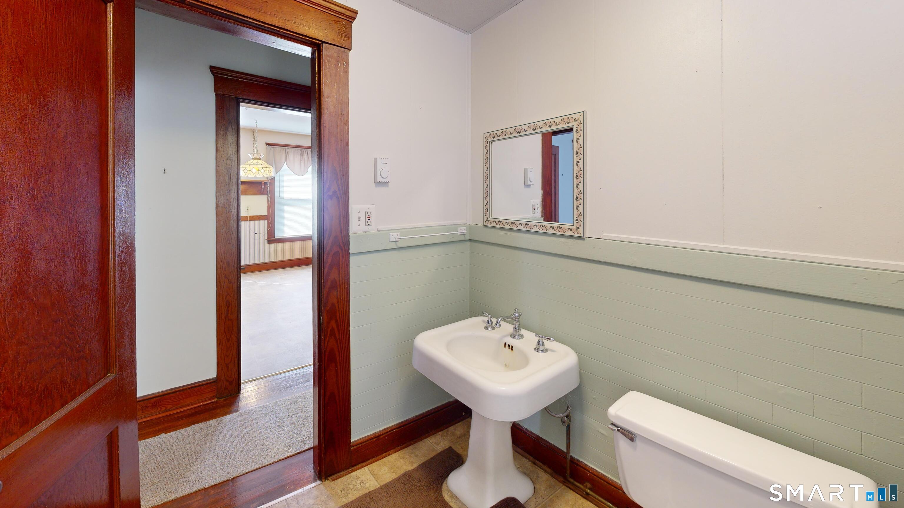 355 Parker Avenue South photo 25