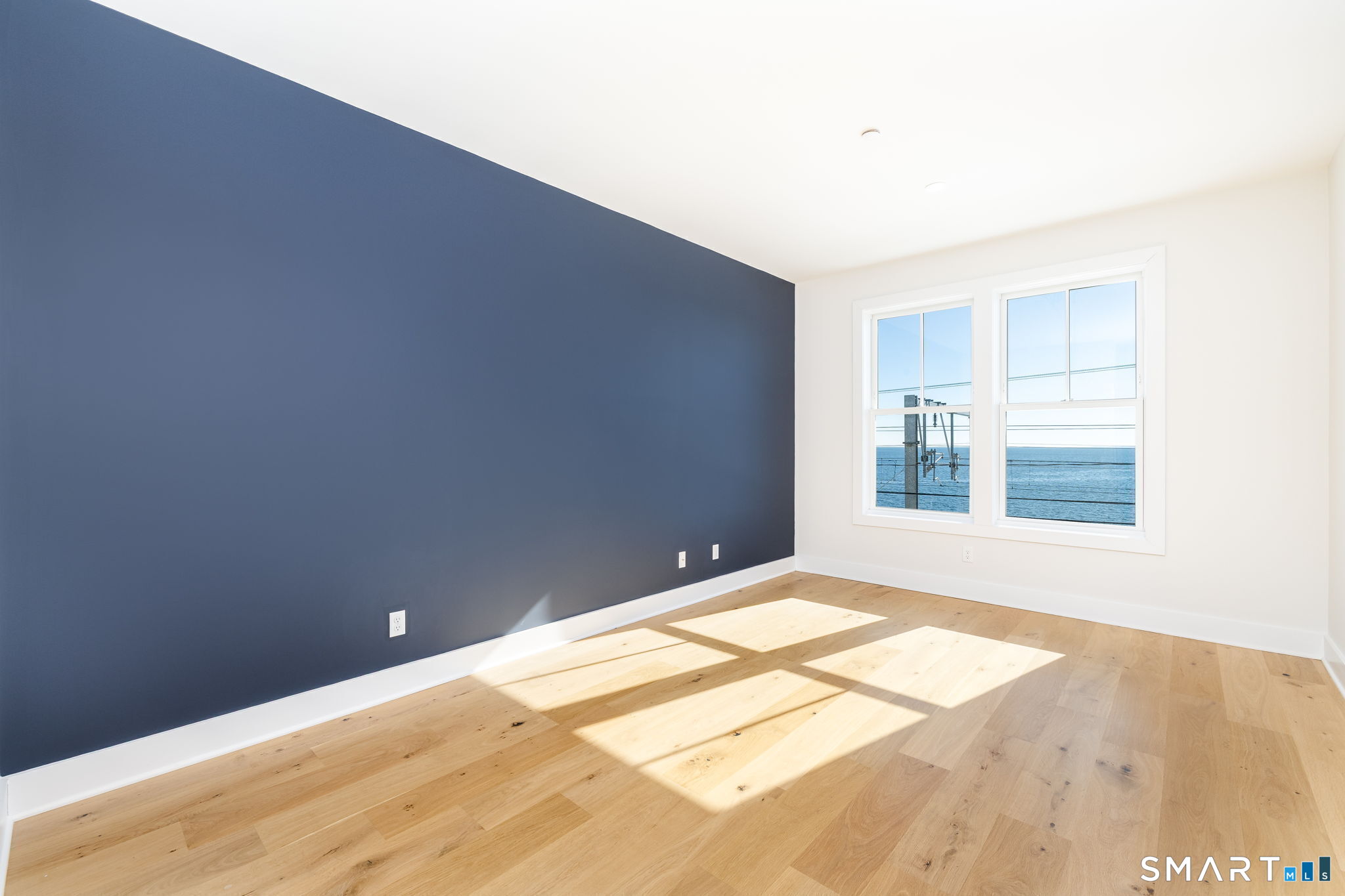 185 Main Street, #305, East Lyme, CT 06357