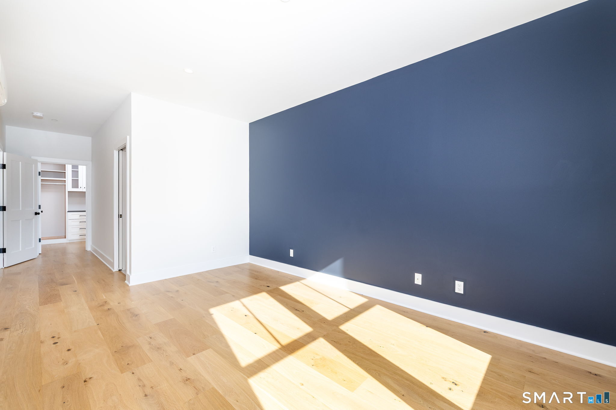 185 Main Street, #305, East Lyme, CT 06357